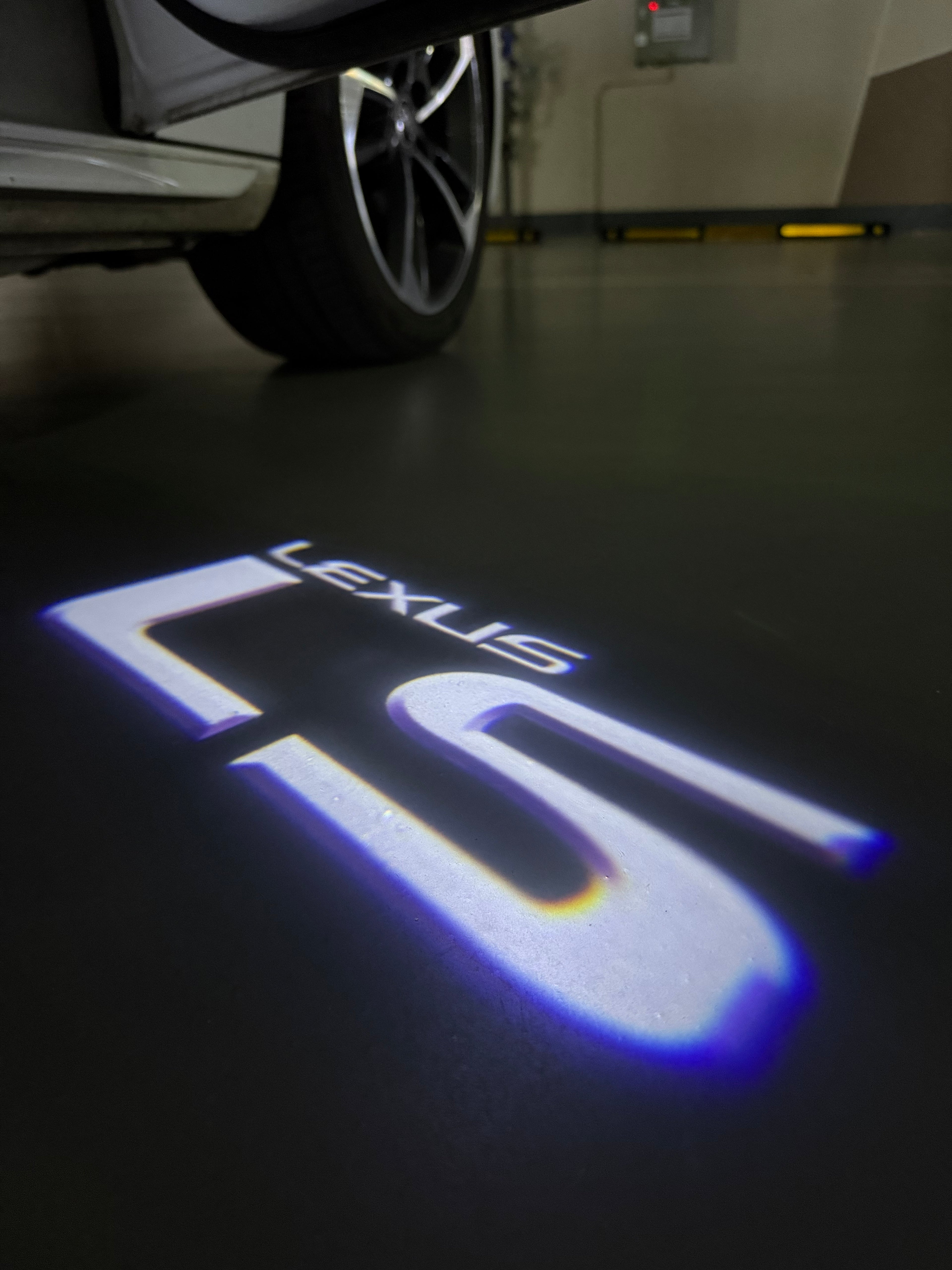 LEXUS LOGO PROJECROTR LIGHTS Nr.01 (quantità 1 = 1 set / 2 luci porta)