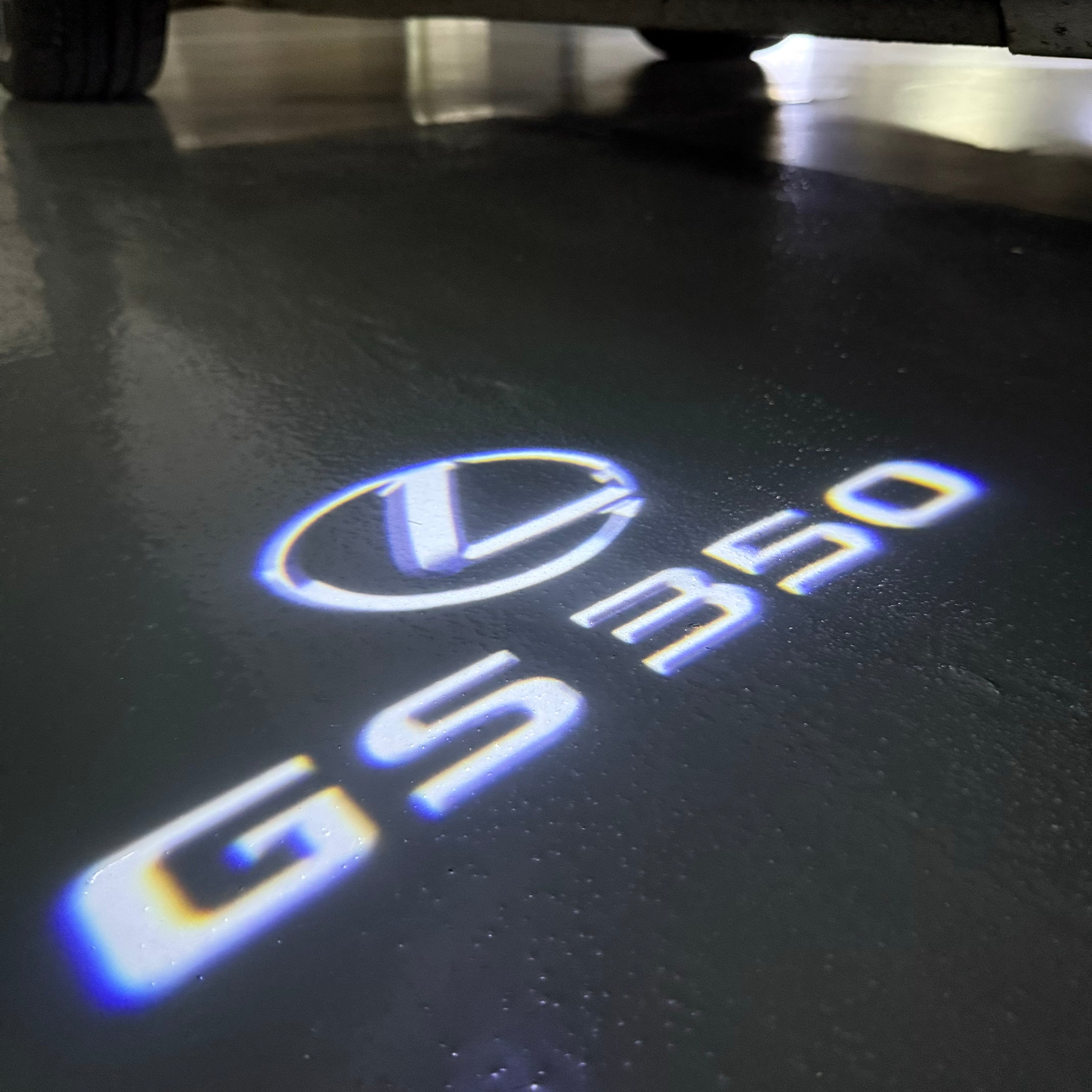 LEXUS  GS 350 LOGO PROJECROTR LIGHTS (quantity 1 = 1 sets/2 door lights)Nr.01a78