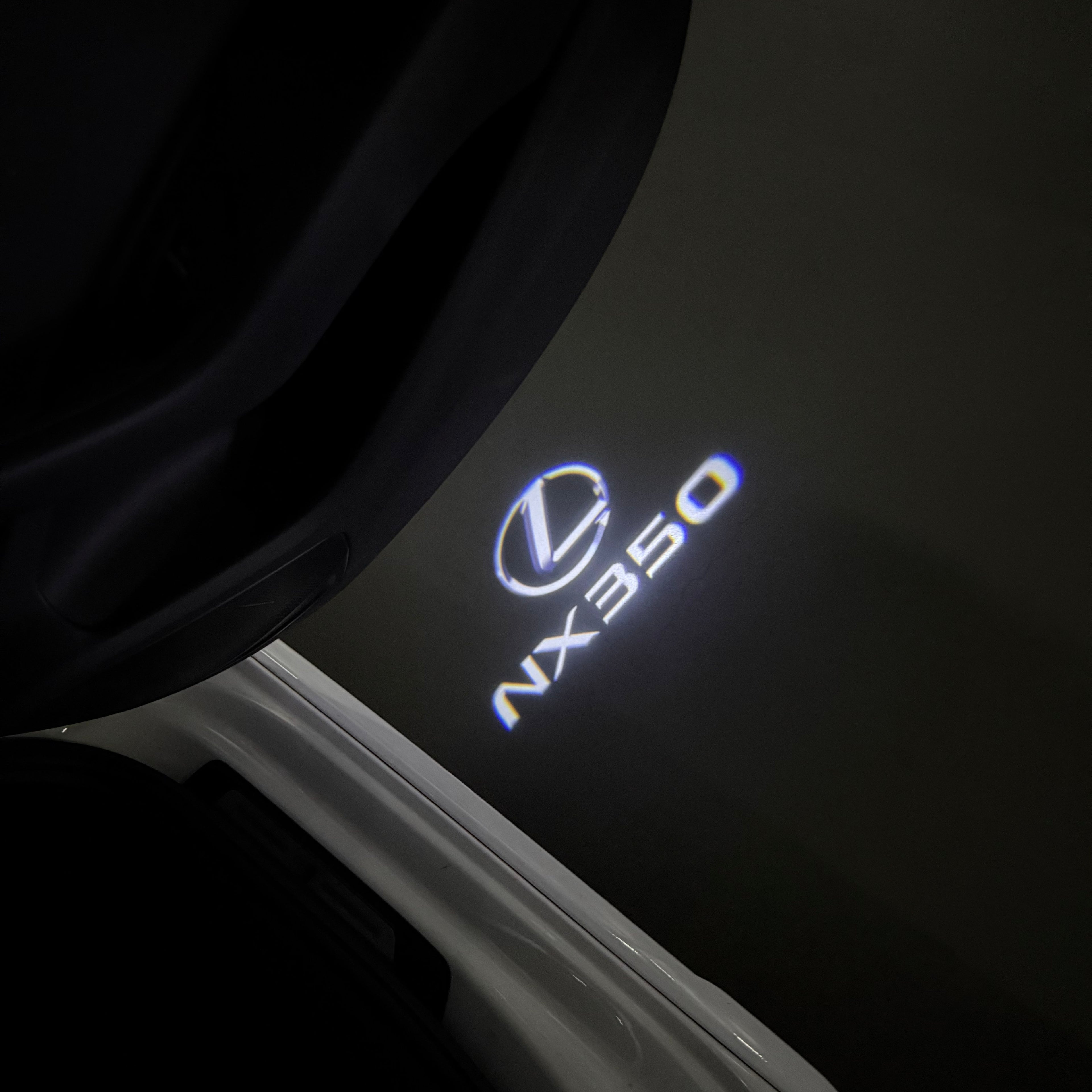 LEXUS LOGO PROJECROTR LIGHTS Nr.01 (quantità 1 = 1 set / 2 luci porta)