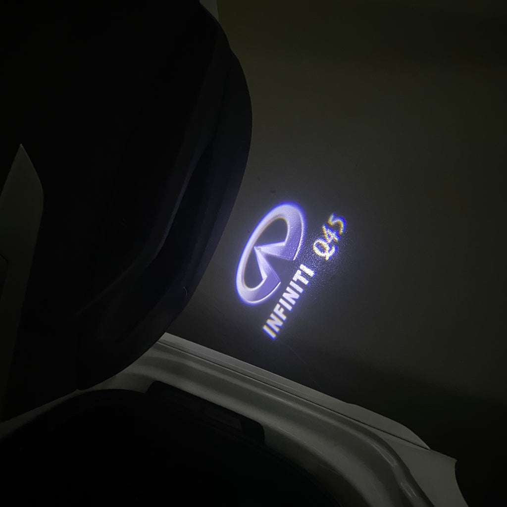 INFINTI Q45 LOGO PROJECROTR LIGHTS Nr.78 (Menge 1 = 1 Sets/2 Türleuchten)