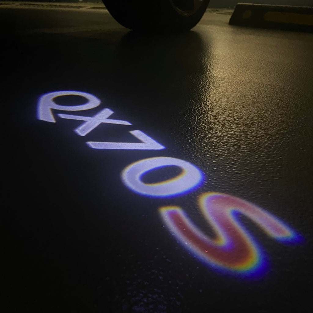 ÉCLAIRAGE DE PROJECTEUR À LOGO INFINITI QX70 S N ° 67 (quantité 1 = 1 jeux / 2 lumières de porte)