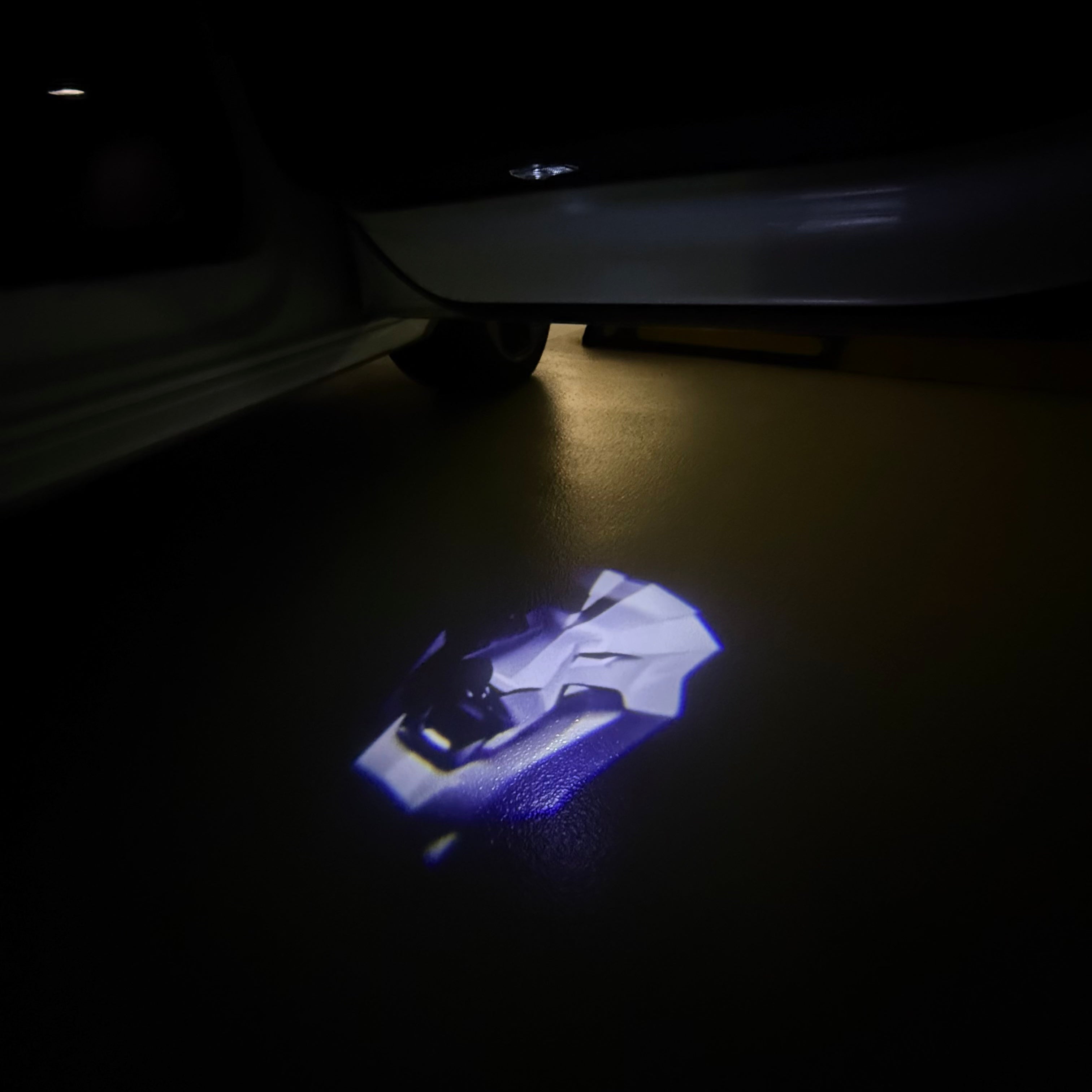 BMW M3 LOGO PROJECTOT LIGHTS Nr.24 (Menge 1 = 1 Sets/2 Türleuchten)