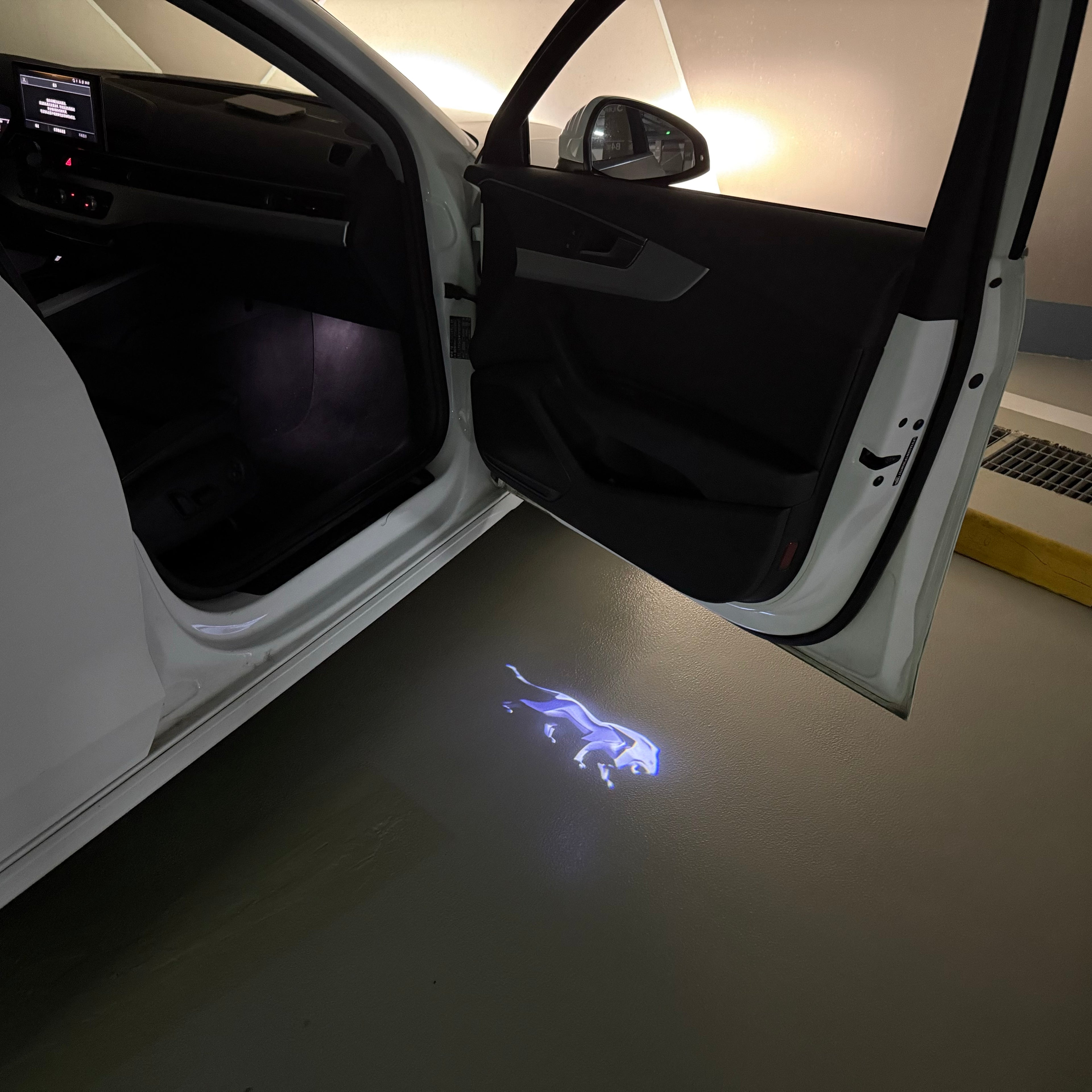LUCES DE PROYECTOR DEL LOGOTIPO BMW M3 Nr.24 (cantidad 1 = 1 juegos / 2 luces de puerta)