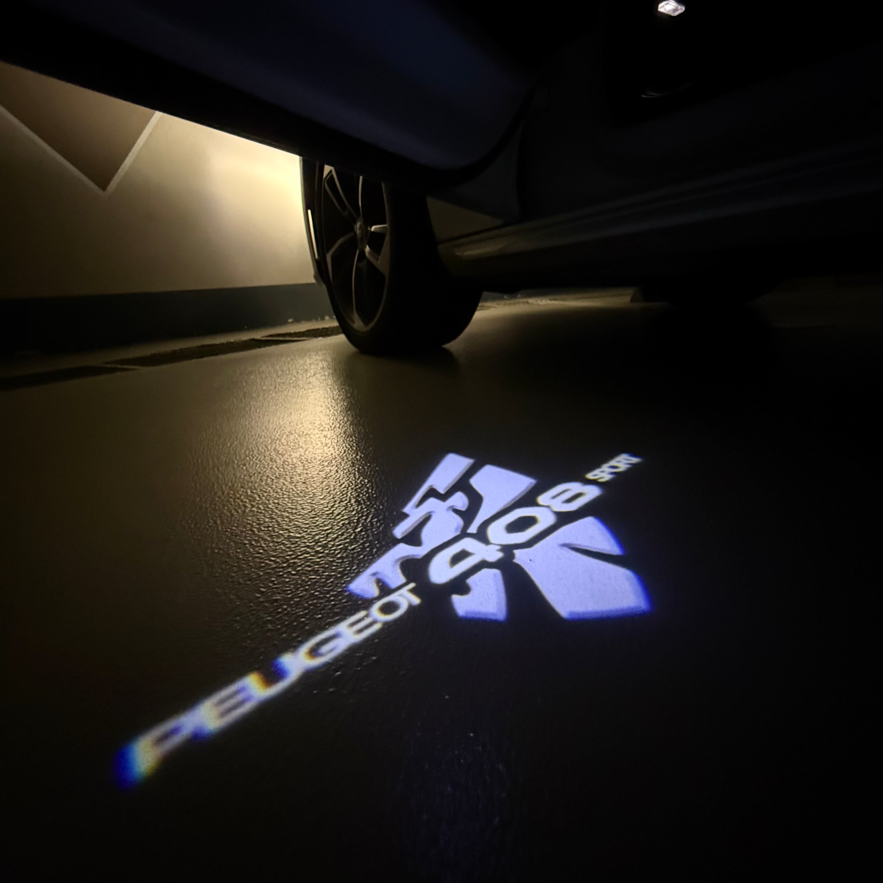 PEUGEOT   408 SPORT  LOGO PROJECTOT LIGHTS (quantity 1 = 1 sets/2 door lights) Nr.6024q43