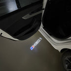 BMW M3 LOGO PROJECTOR LIGHTS Nr.24 (الكمية 1 = 1 مجموعة / 2 أضواء باب)