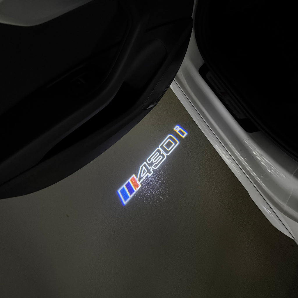 BMW M3 LOGO PROJECTOR LIGHTS Nr.24 (الكمية 1 = 1 مجموعة / 2 أضواء باب)