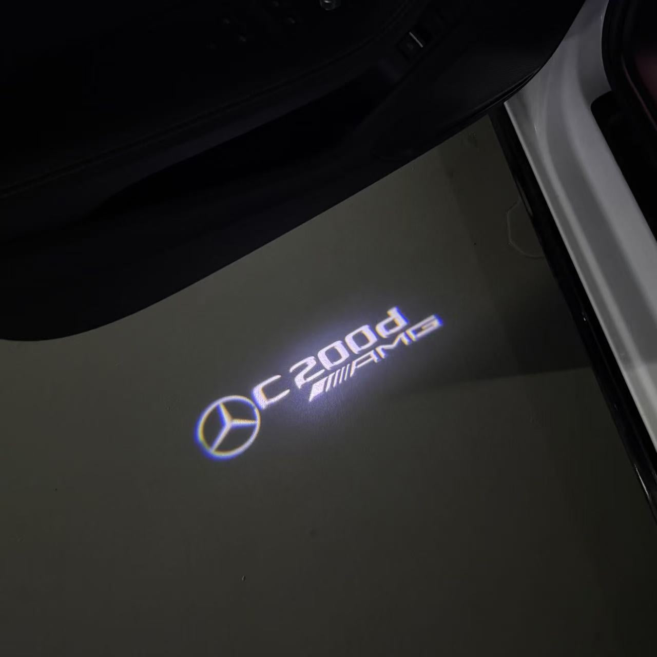 أضواء بروجكتور شعار MERCEDES BENZ رقم 03 (الكمية 1 = 1 مجموعة / 2 أضواء باب)