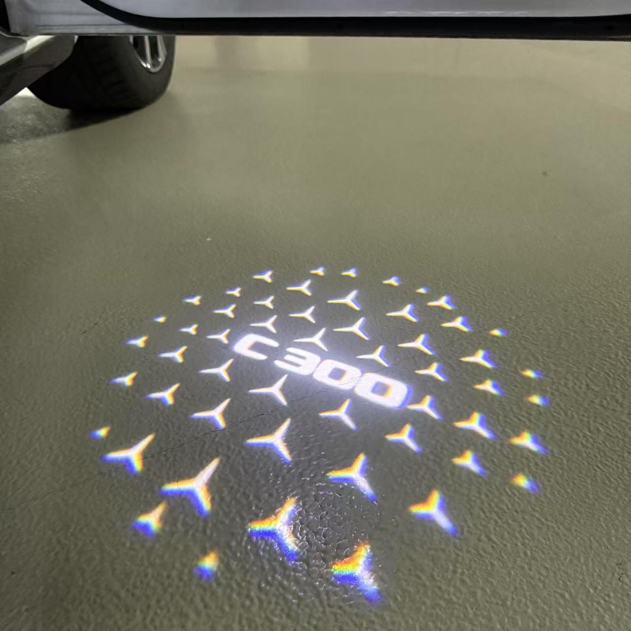 LUCI PROIETTORI LOGO MERCEDES BENZ Nr.03 (quantità 1 = 1 set / 2 luci porta)