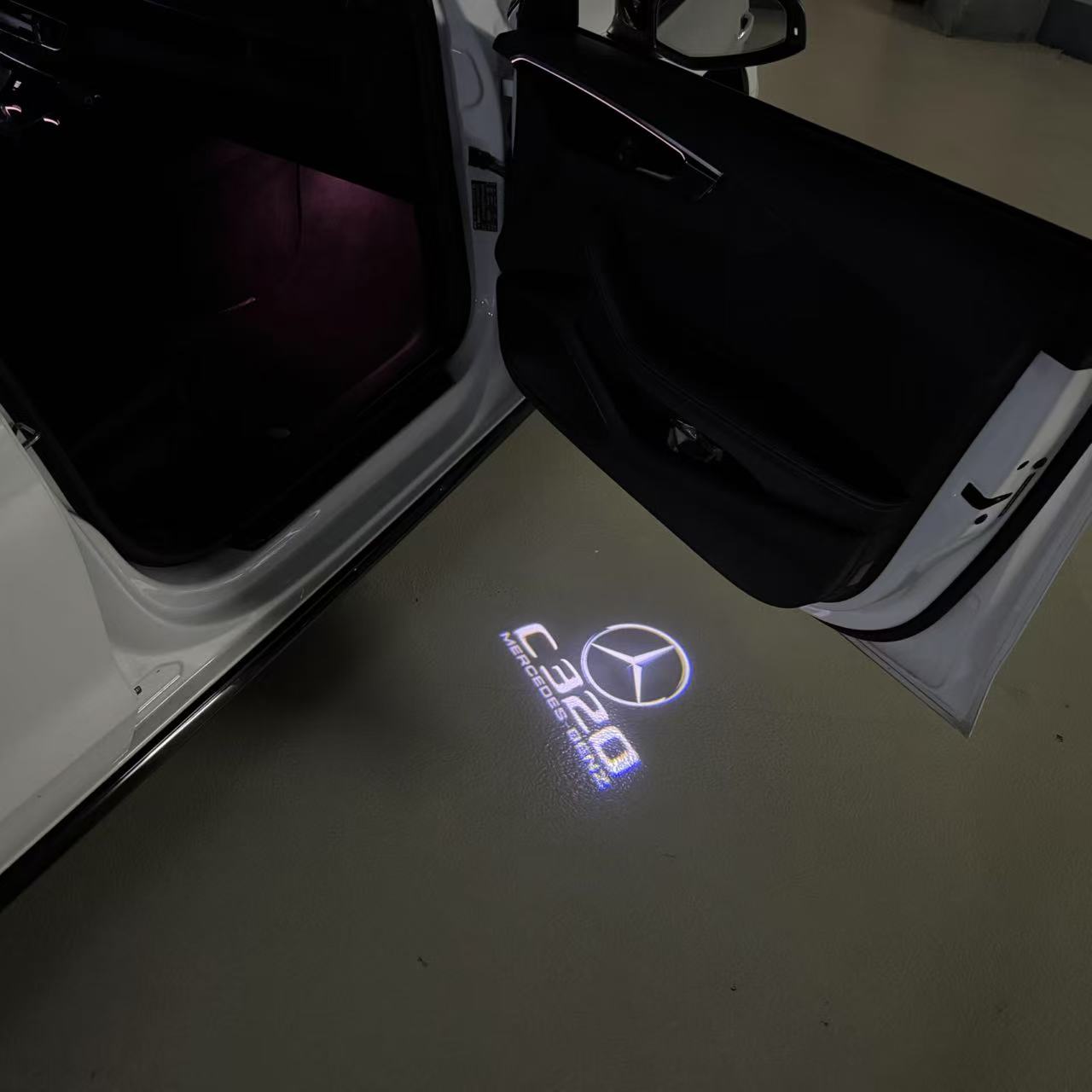 أضواء بروجكتور شعار MERCEDES BENZ رقم 03 (الكمية 1 = 1 مجموعة / 2 أضواء باب)