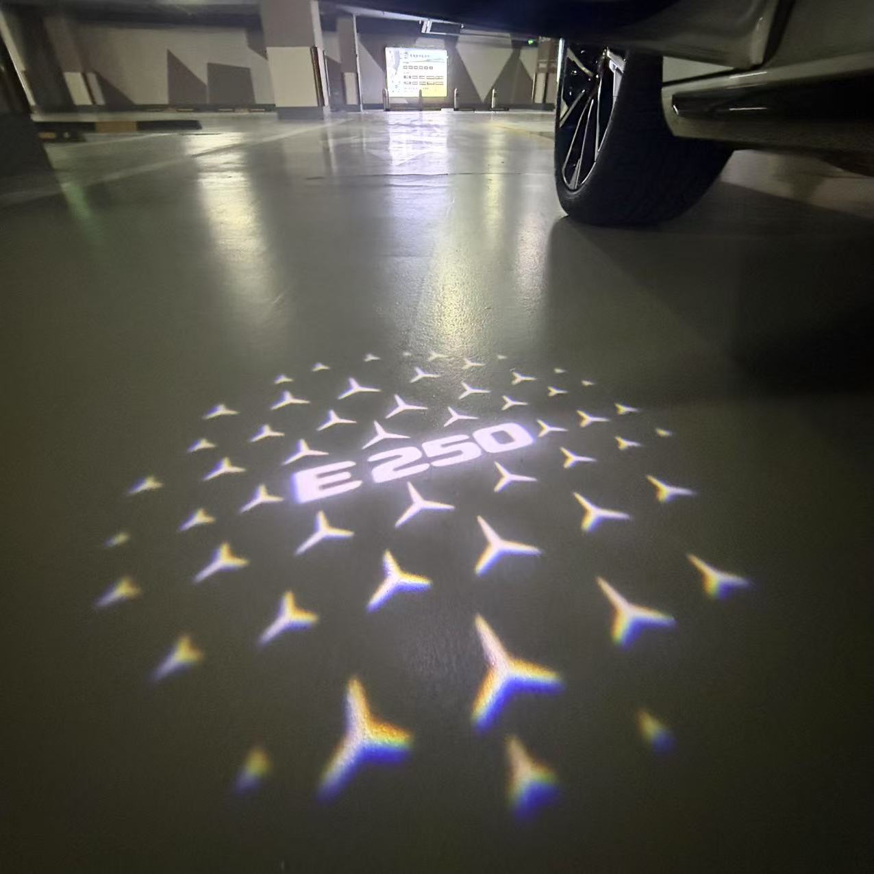 LUCI PROIETTORI LOGO MERCEDES BENZ Nr.03 (quantità 1 = 1 set / 2 luci porta)