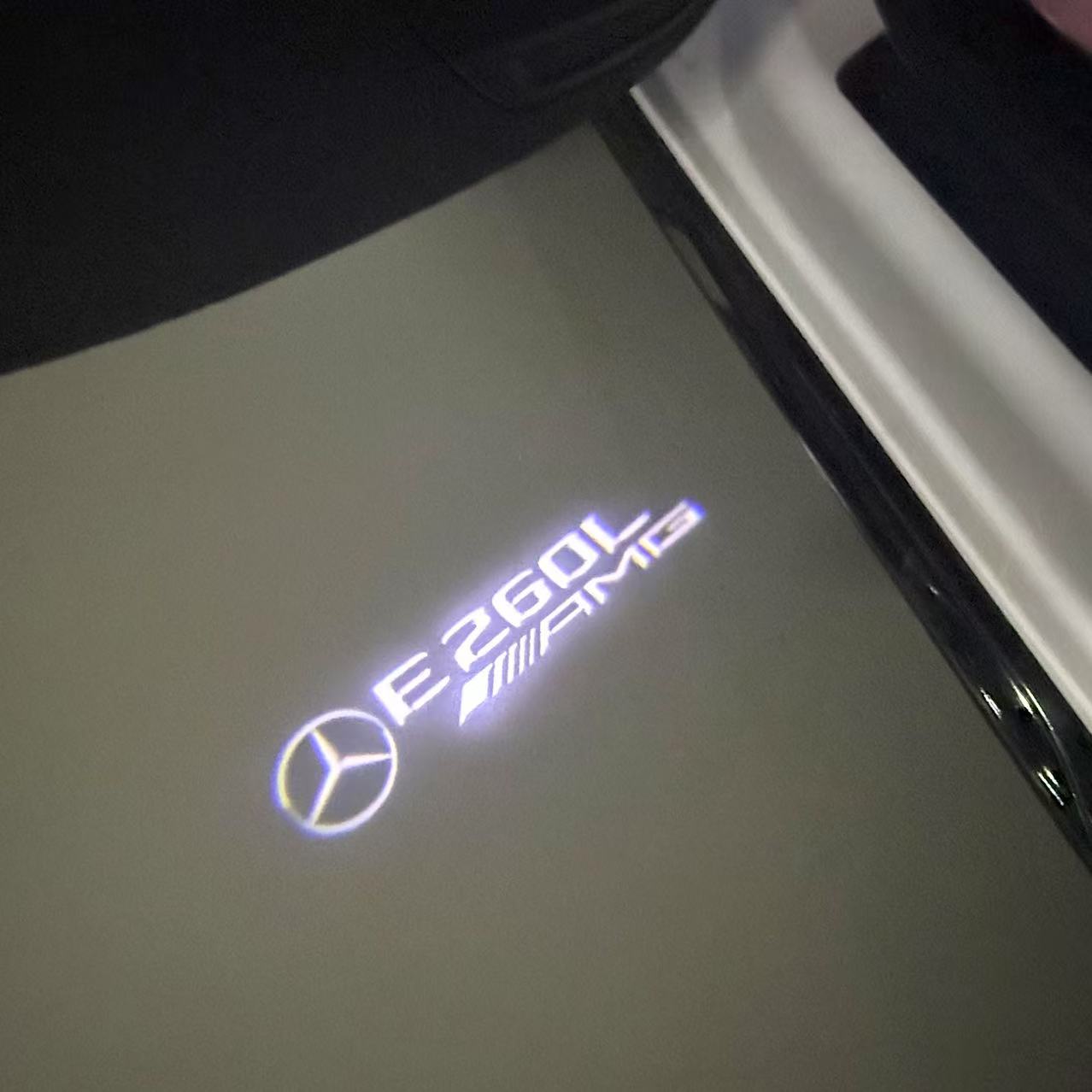 أضواء بروجكتور شعار MERCEDES BENZ رقم 03 (الكمية 1 = 1 مجموعة / 2 أضواء باب)