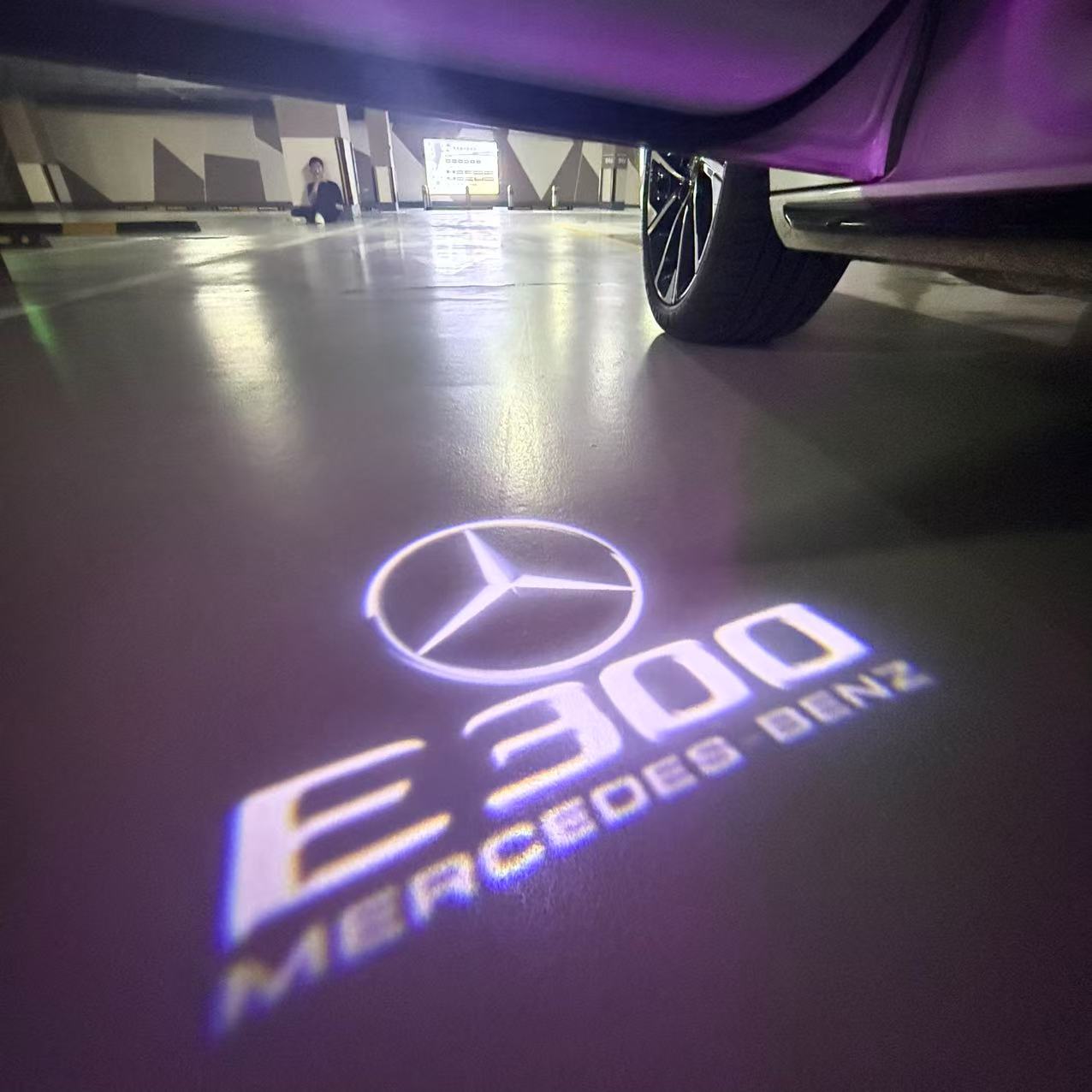 أضواء بروجكتور شعار MERCEDES BENZ رقم 03 (الكمية 1 = 1 مجموعة / 2 أضواء باب)