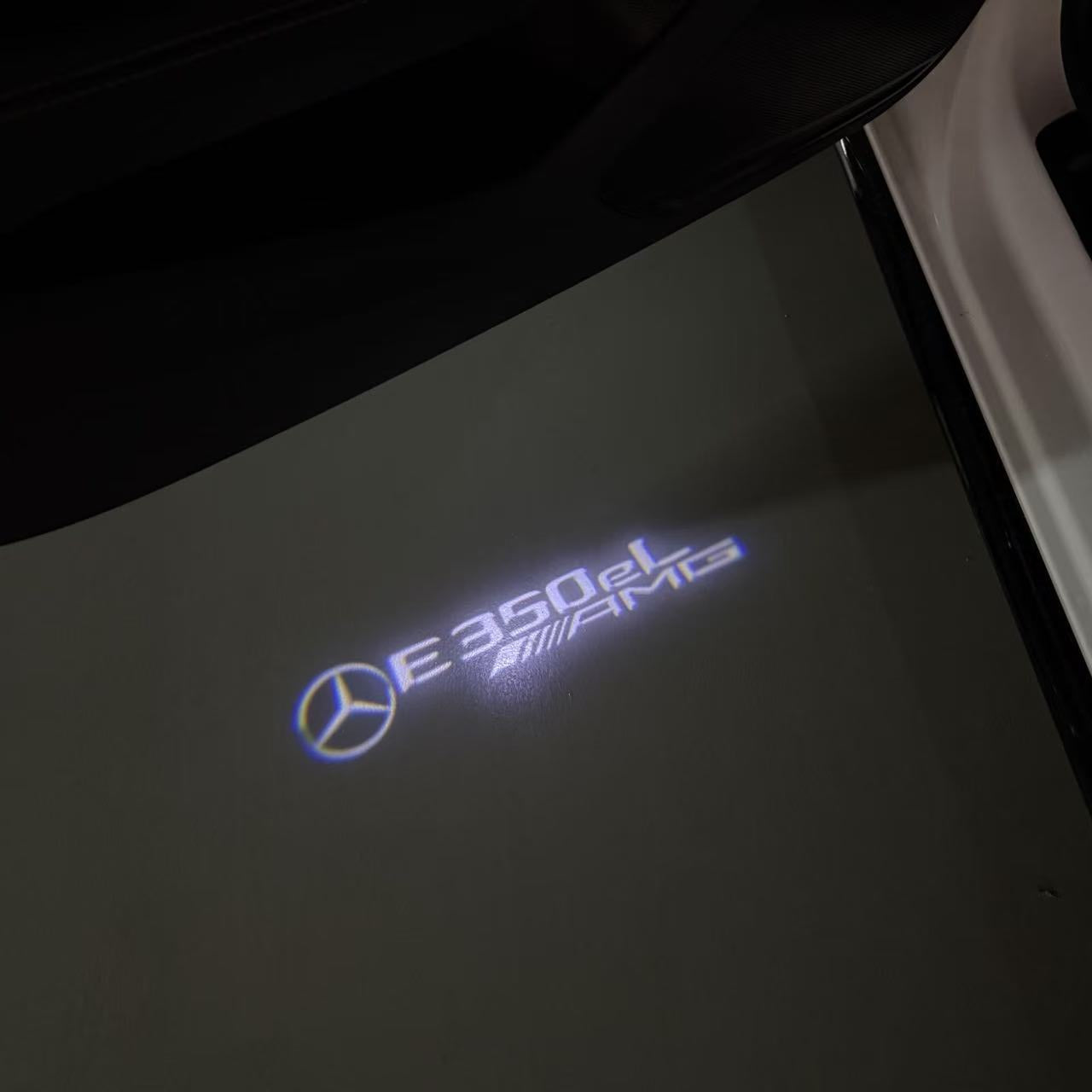 أضواء بروجكتور شعار MERCEDES BENZ رقم 03 (الكمية 1 = 1 مجموعة / 2 أضواء باب)