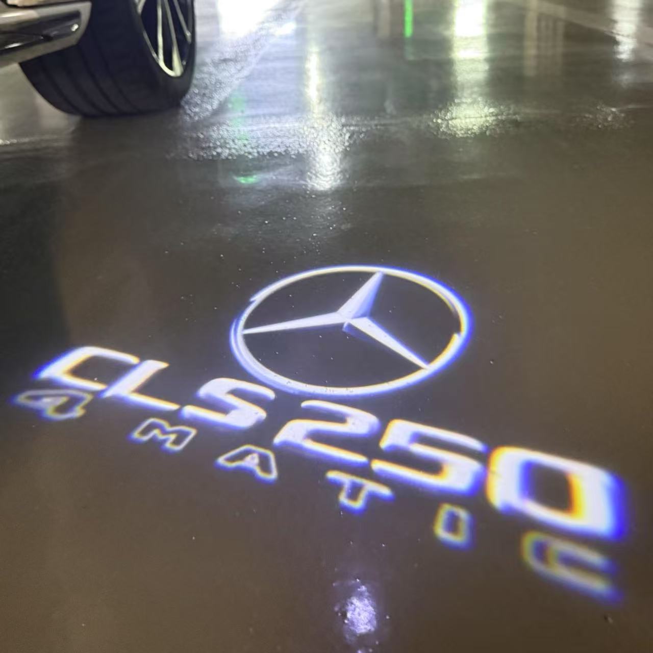 أضواء بروجكتور شعار MERCEDES BENZ رقم 03 (الكمية 1 = 1 مجموعة / 2 أضواء باب)