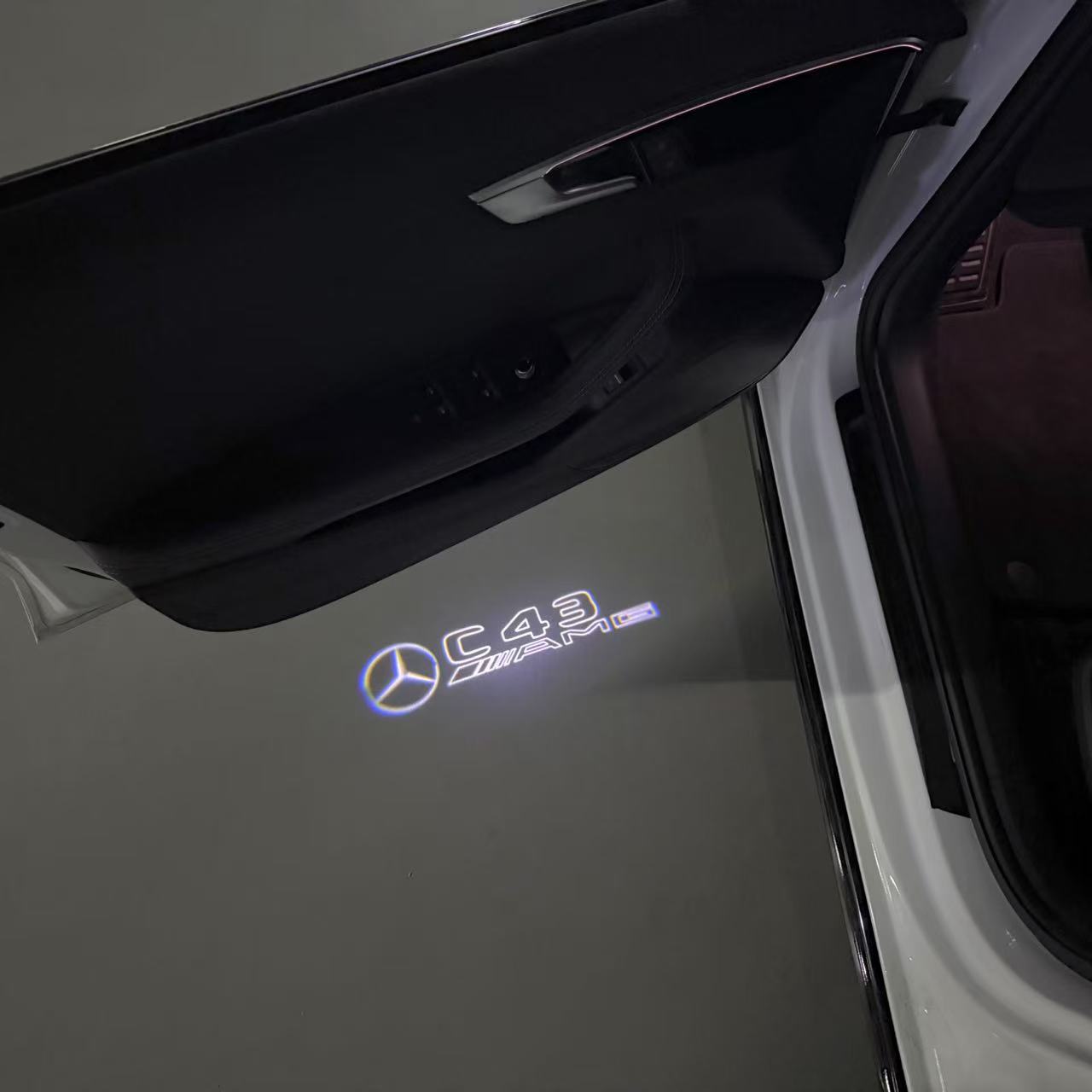 أضواء بروجكتور شعار MERCEDES BENZ رقم 03 (الكمية 1 = 1 مجموعة / 2 أضواء باب)