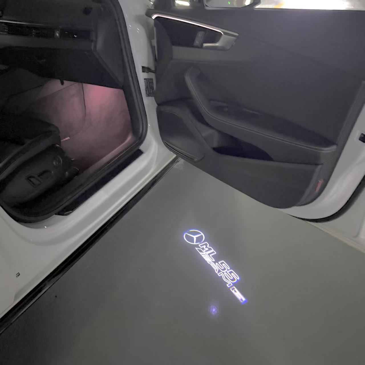 أضواء بروجكتور شعار MERCEDES BENZ رقم 03 (الكمية 1 = 1 مجموعة / 2 أضواء باب)