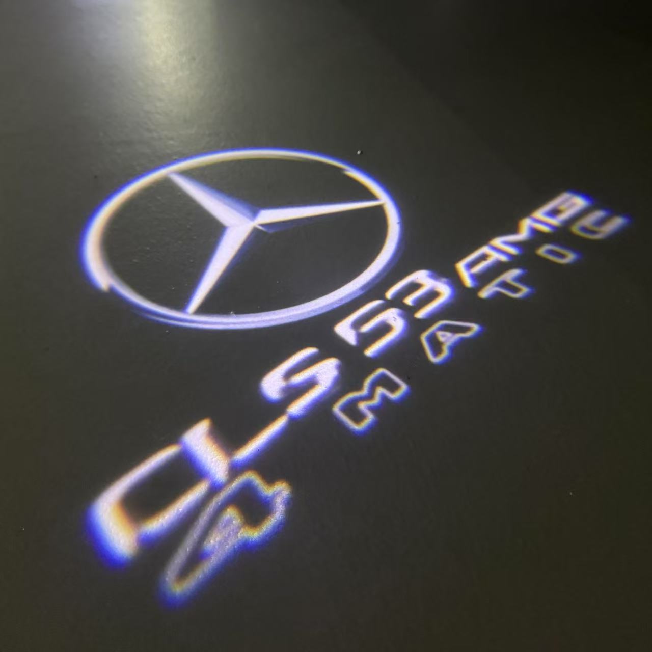 أضواء بروجكتور شعار MERCEDES BENZ رقم 03 (الكمية 1 = 1 مجموعة / 2 أضواء باب)