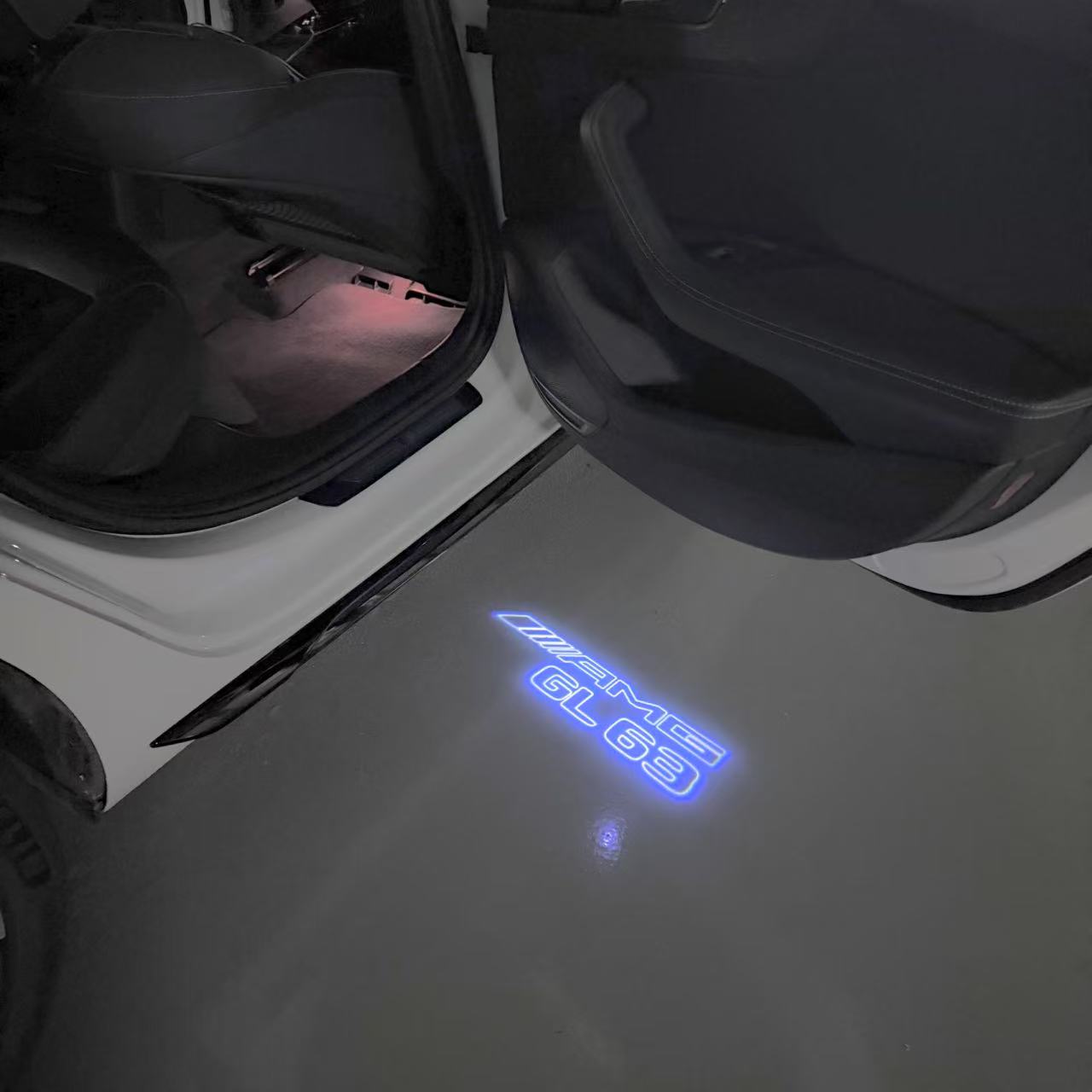 أضواء بروجكتور شعار MERCEDES BENZ رقم 03 (الكمية 1 = 1 مجموعة / 2 أضواء باب)