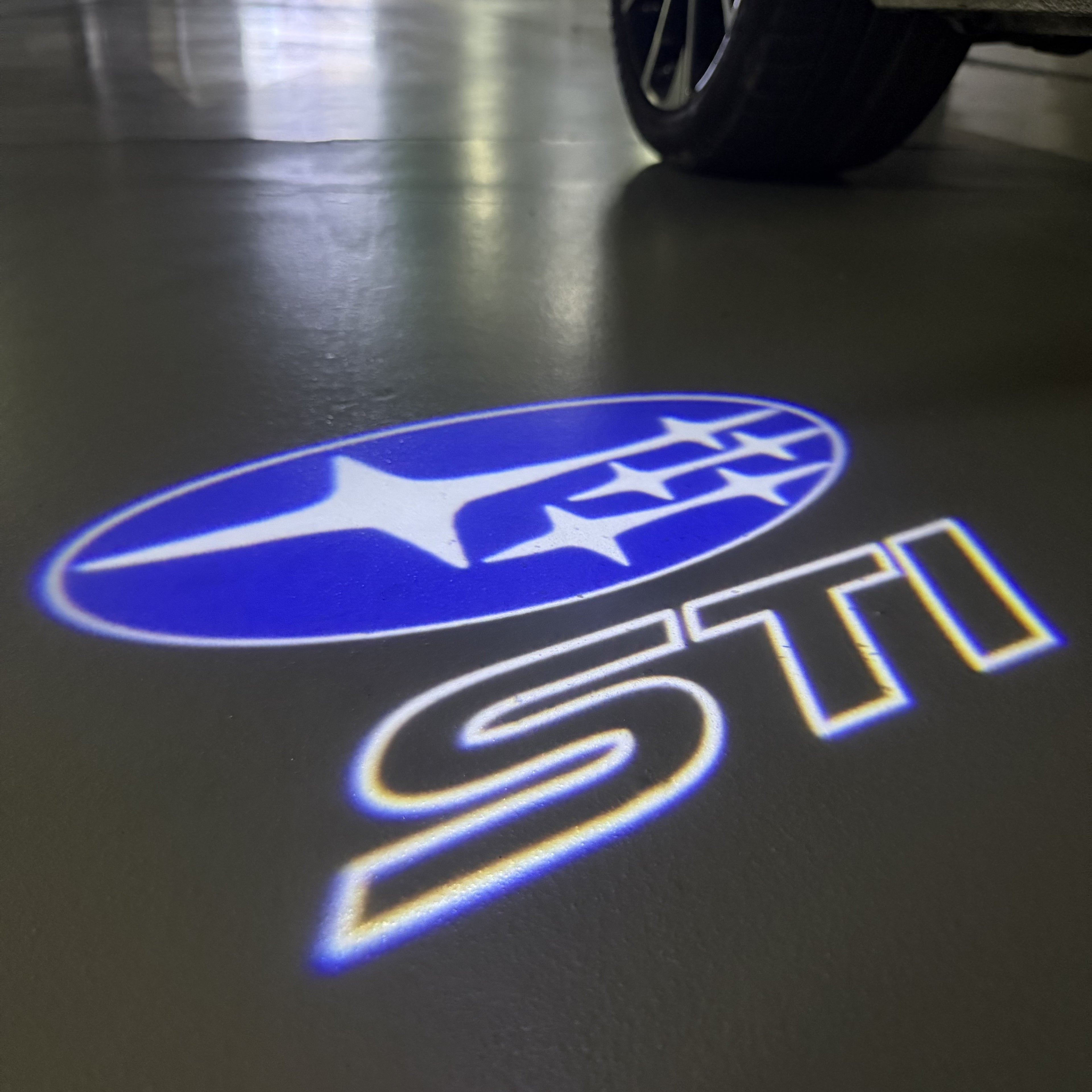 BRZ LOGO PROJECROTR أضواء Nr.03 (الكمية 1 = 1 مجموعات / 2 أضواء الباب)