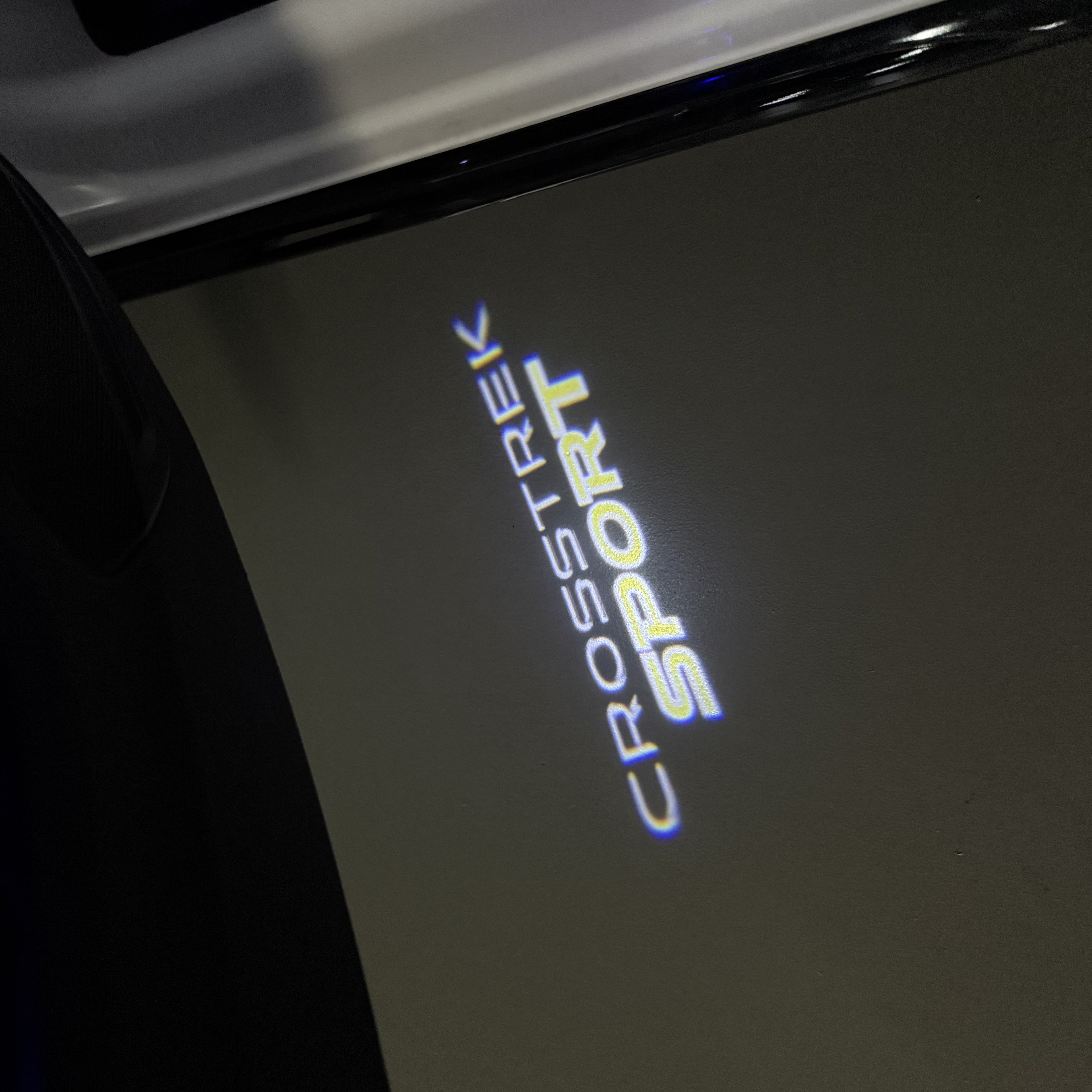 BRZ LOGO PROJECROTR أضواء Nr.03 (الكمية 1 = 1 مجموعات / 2 أضواء الباب)