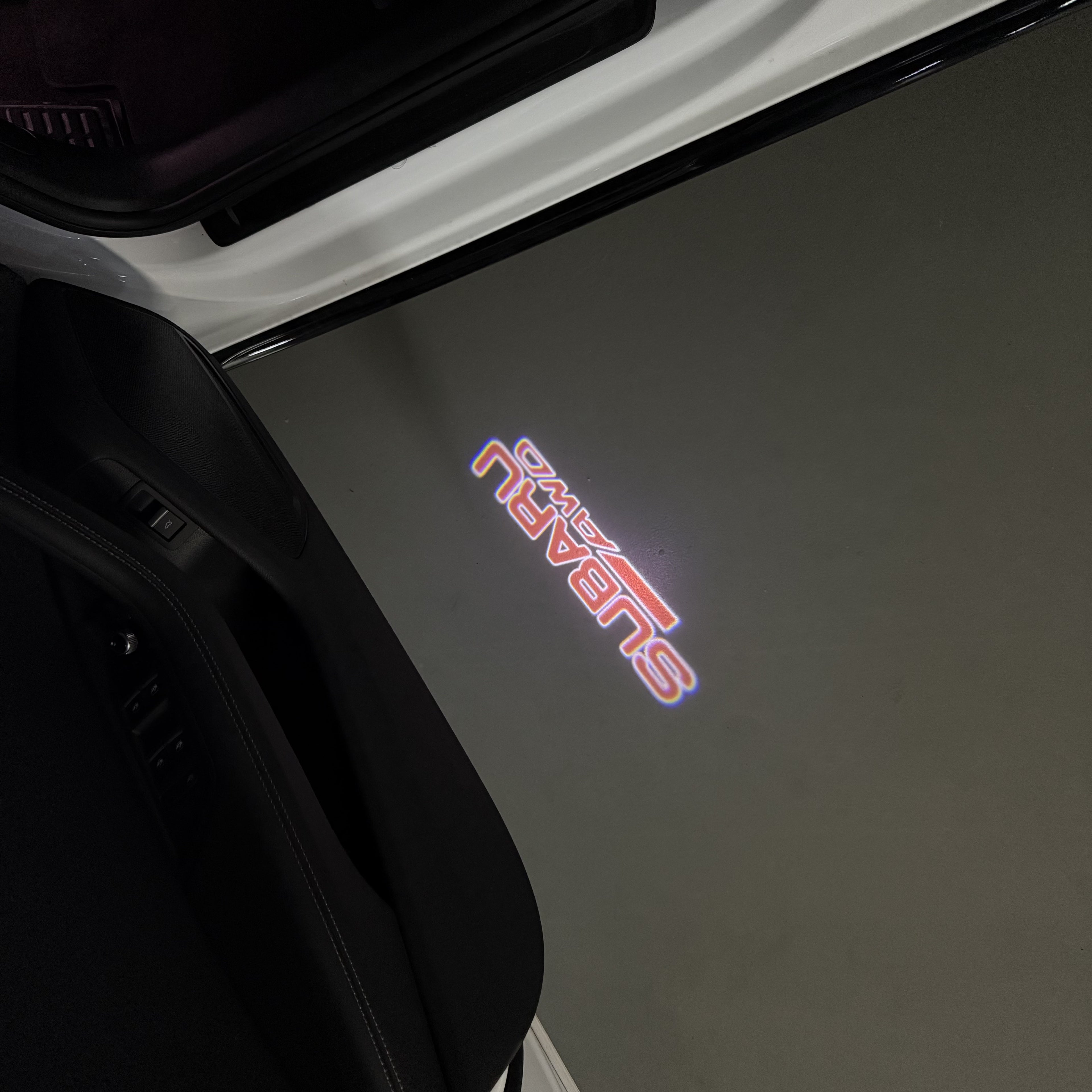 BRZ LOGO PROJECROTR أضواء Nr.03 (الكمية 1 = 1 مجموعات / 2 أضواء الباب)