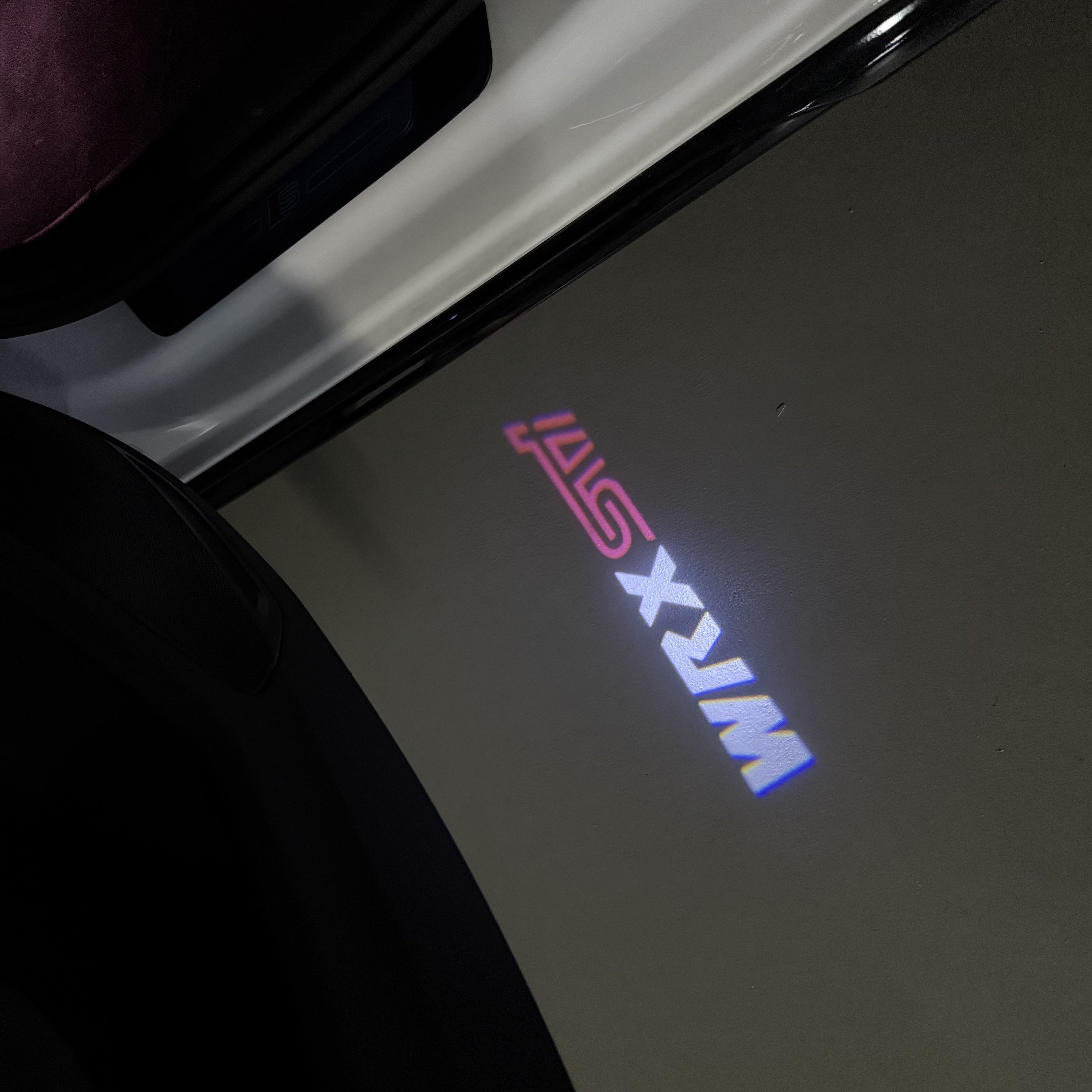 BRZ LOGO PROJECROTR أضواء Nr.03 (الكمية 1 = 1 مجموعات / 2 أضواء الباب)
