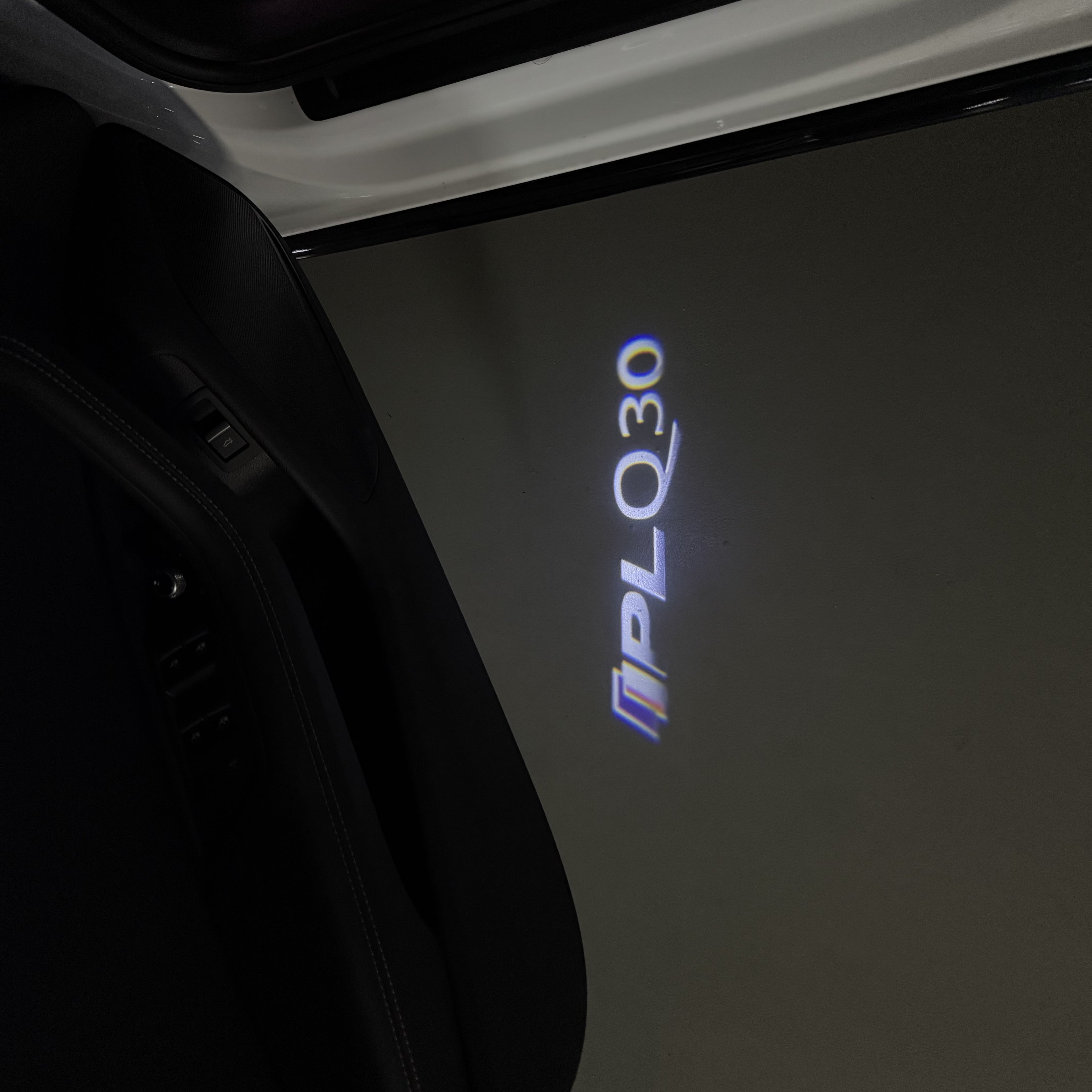 رقم قياسي 74 مصباح الباب مجموعة البند رقم QX56 INFINTI
