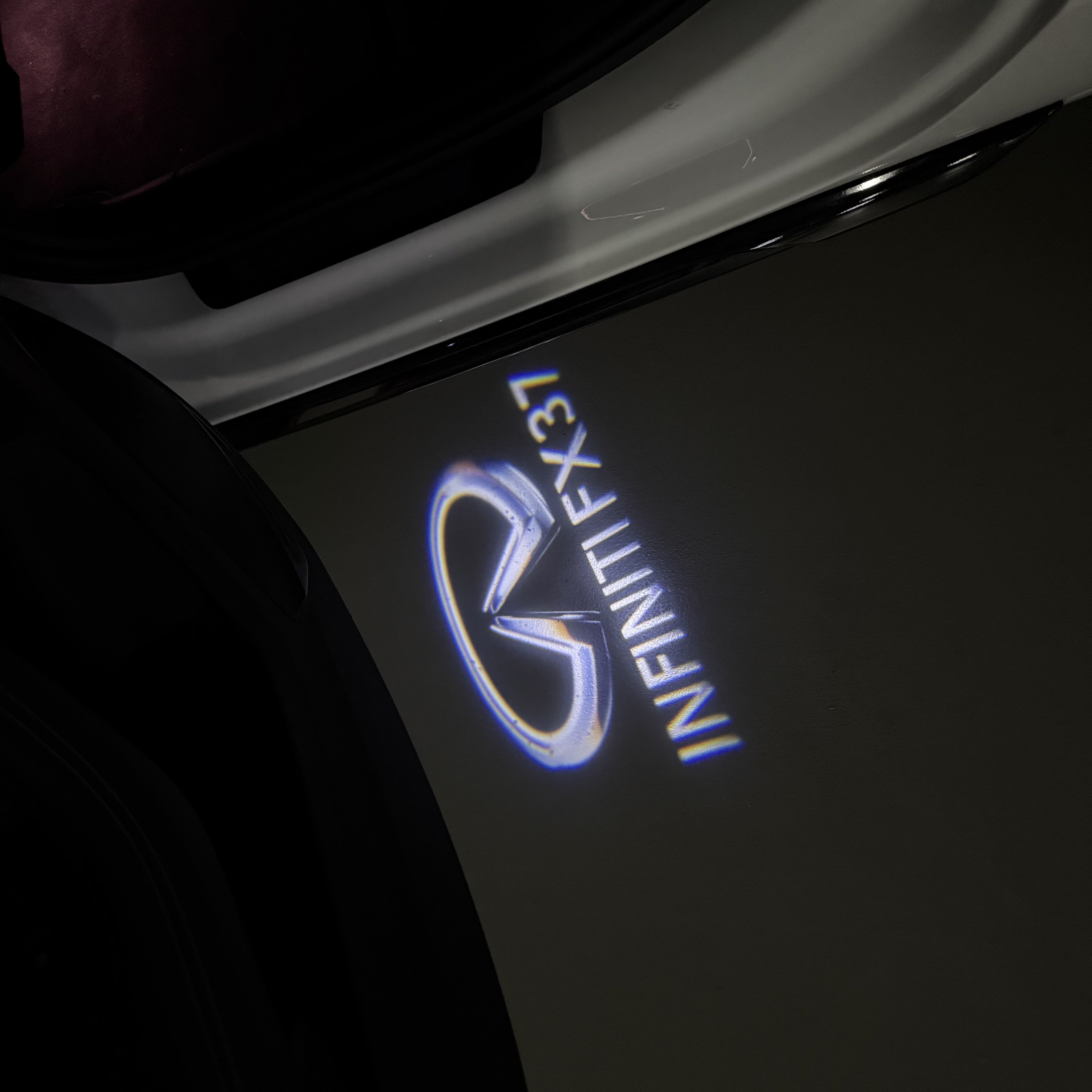 رقم قياسي 74 مصباح الباب مجموعة البند رقم QX56 INFINTI