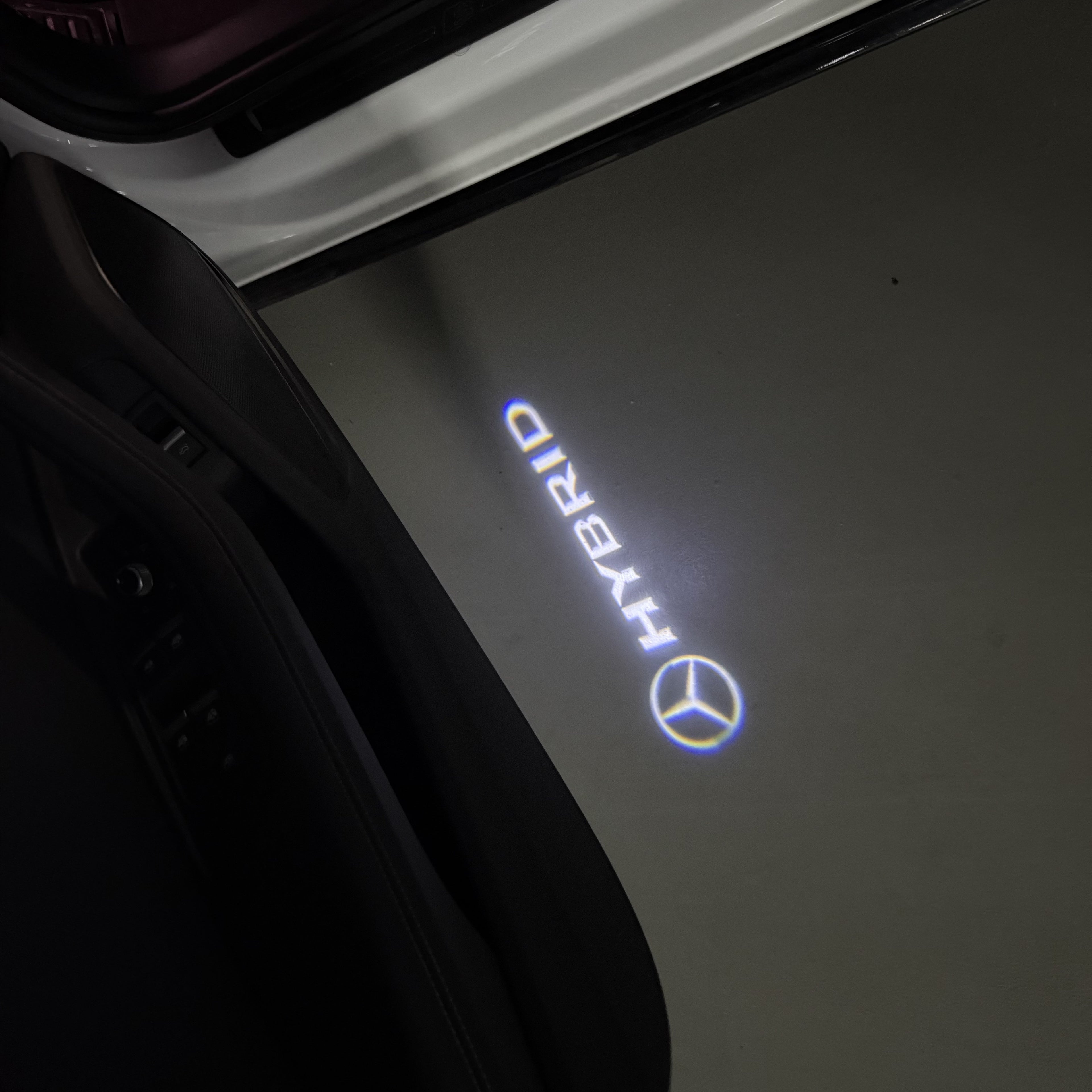 Feu de signalisation Mercedes - Benz No 03 (qty 1 = 1 ensemble / 2 feux de porte)