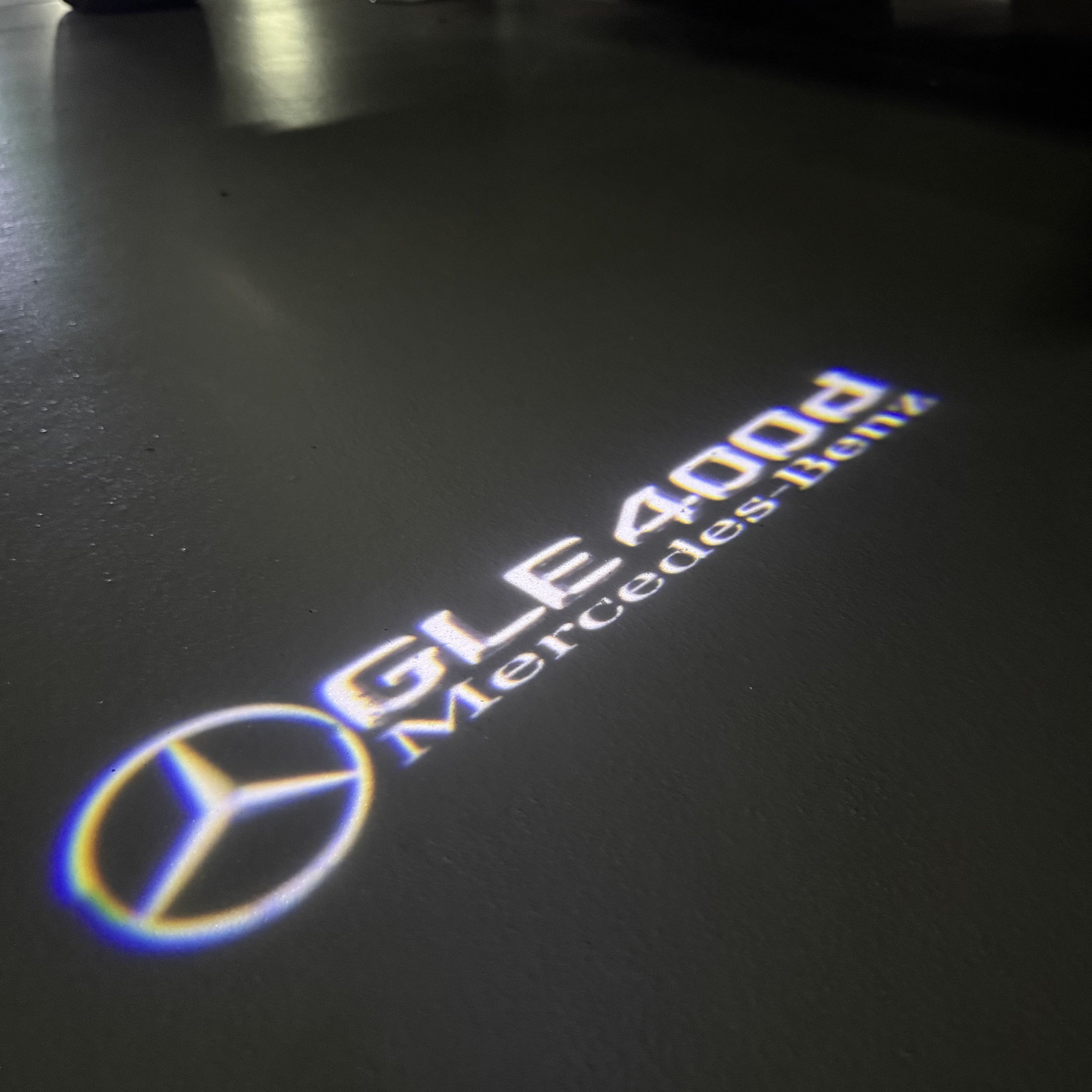 LUCI PROIETTORI LOGO MERCEDES BENZ Nr.03 (quantità 1 = 1 set / 2 luci porta)