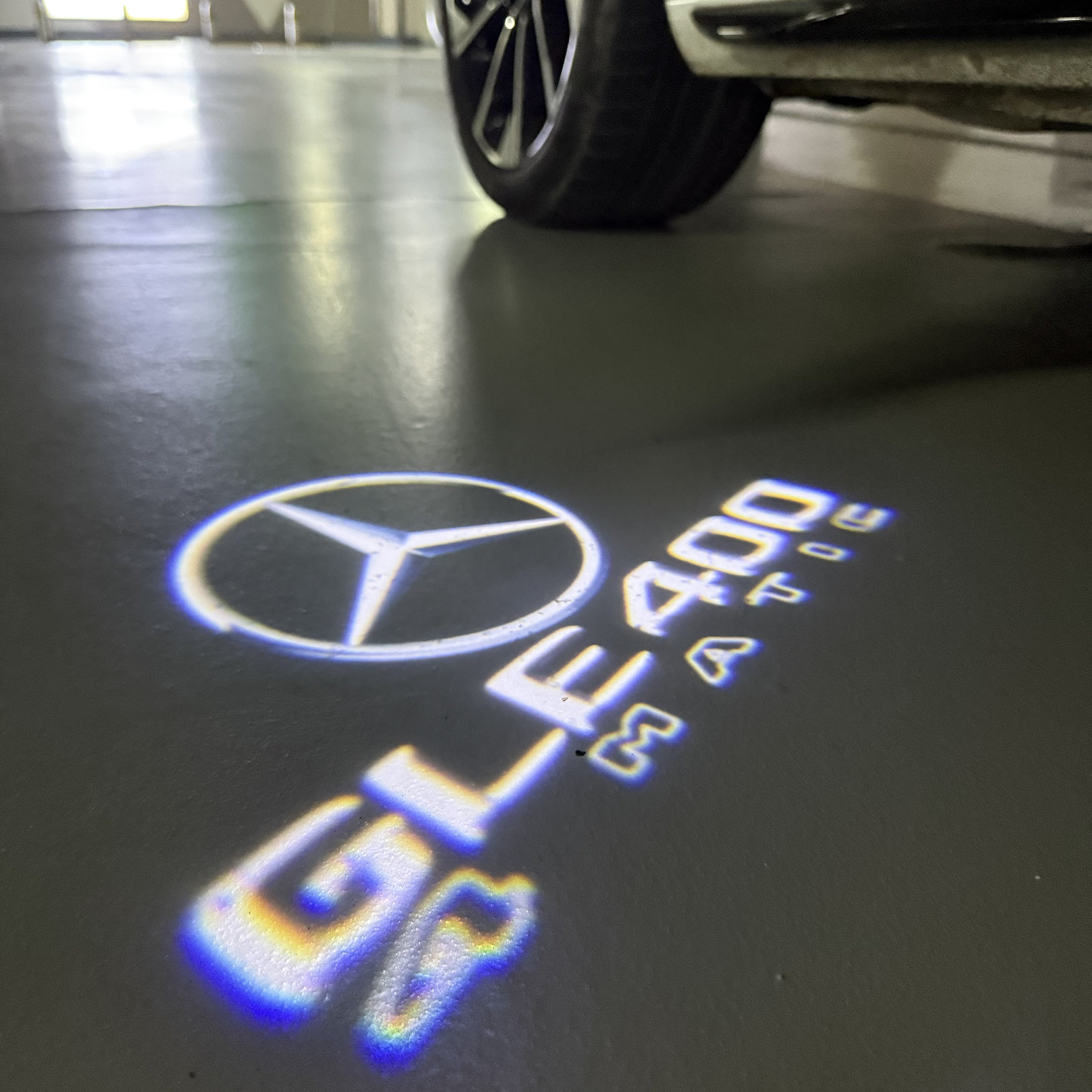 أضواء بروجكتور شعار MERCEDES BENZ رقم 03 (الكمية 1 = 1 مجموعة / 2 أضواء باب)