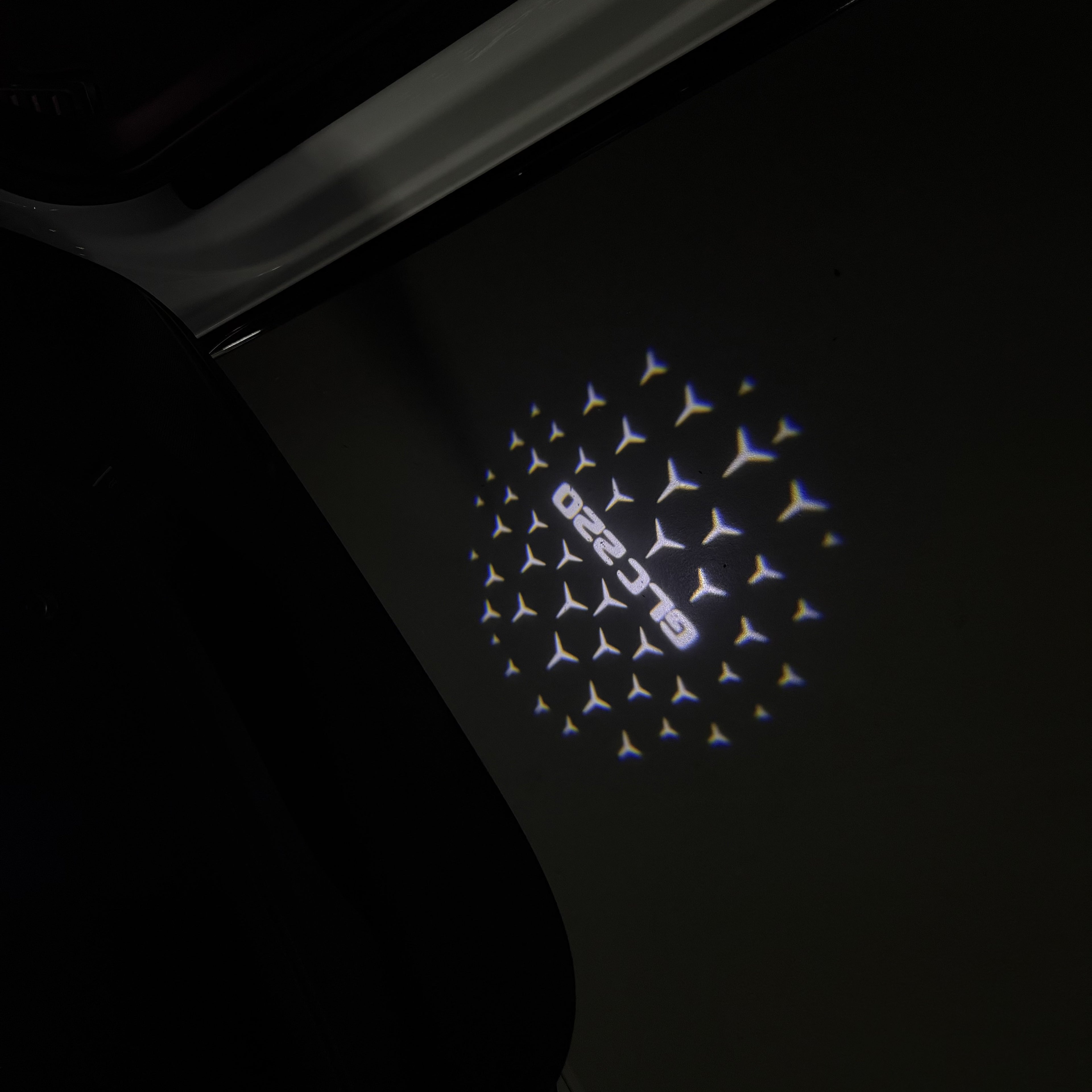 LUCI PROIETTORI LOGO MERCEDES BENZ Nr.03 (quantità 1 = 1 set / 2 luci porta)