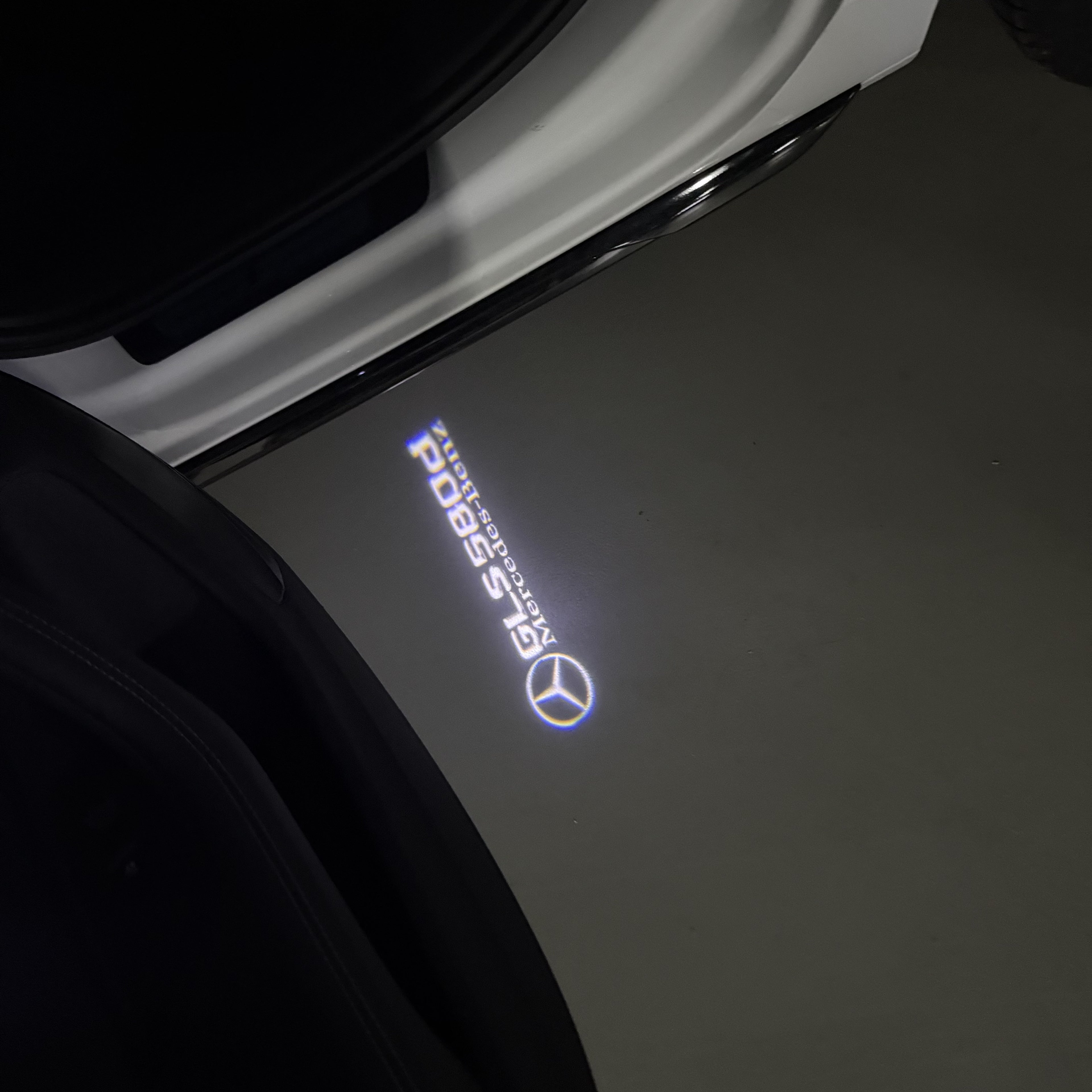 أضواء بروجكتور شعار MERCEDES BENZ رقم 03 (الكمية 1 = 1 مجموعة / 2 أضواء باب)