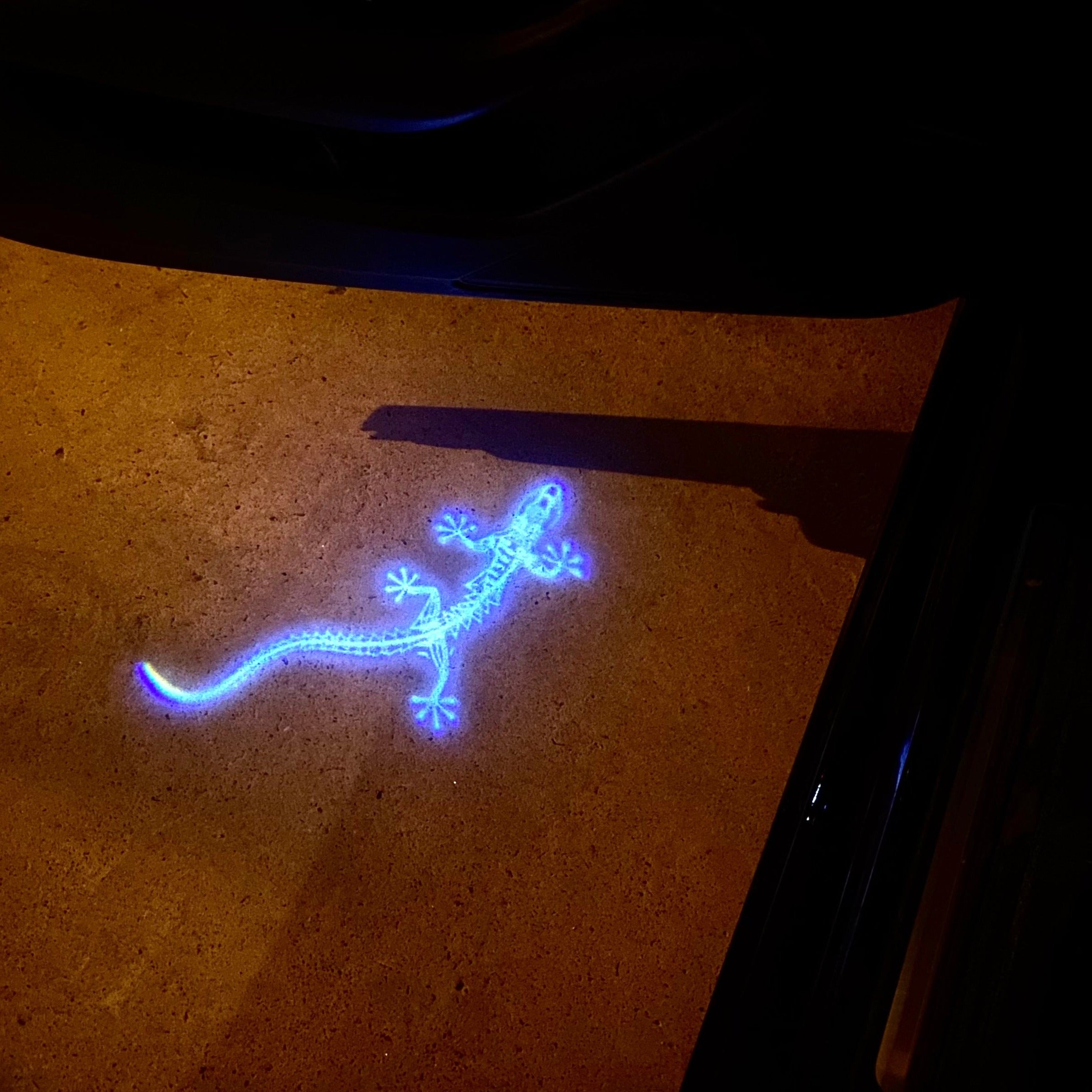 AUDI LOGO PROJECTOT LIGHTS Nr.19 (quantità 1 = 2 Logo Films /2 luci porta)