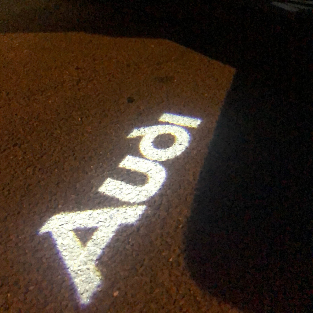 AUDI LOGO PROJECROTR LIGHTS Nr.02 (Menge 1 = 2 Logo Films /2 Türlichter im Kombi 652899;