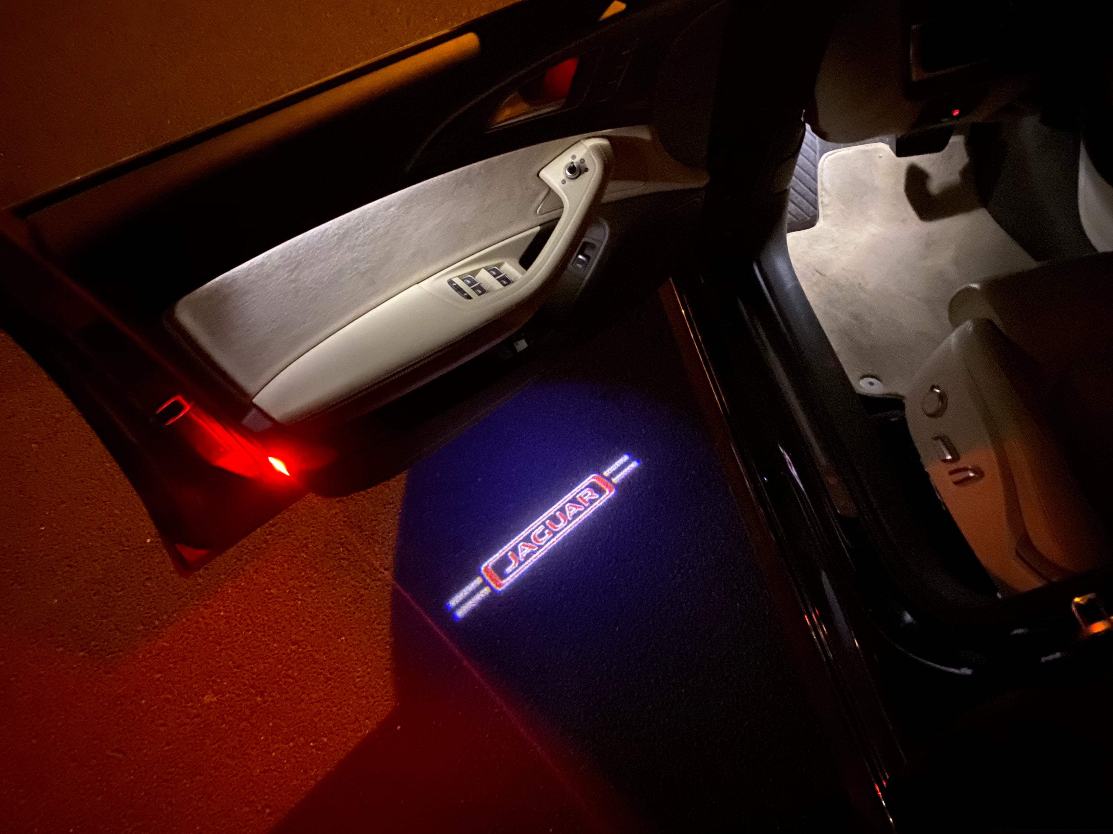 JAGUAR LOGO PROJECTOR LIGHTS Nr.13 (quantité 1 = 1 jeux / 2 lumières de porte)