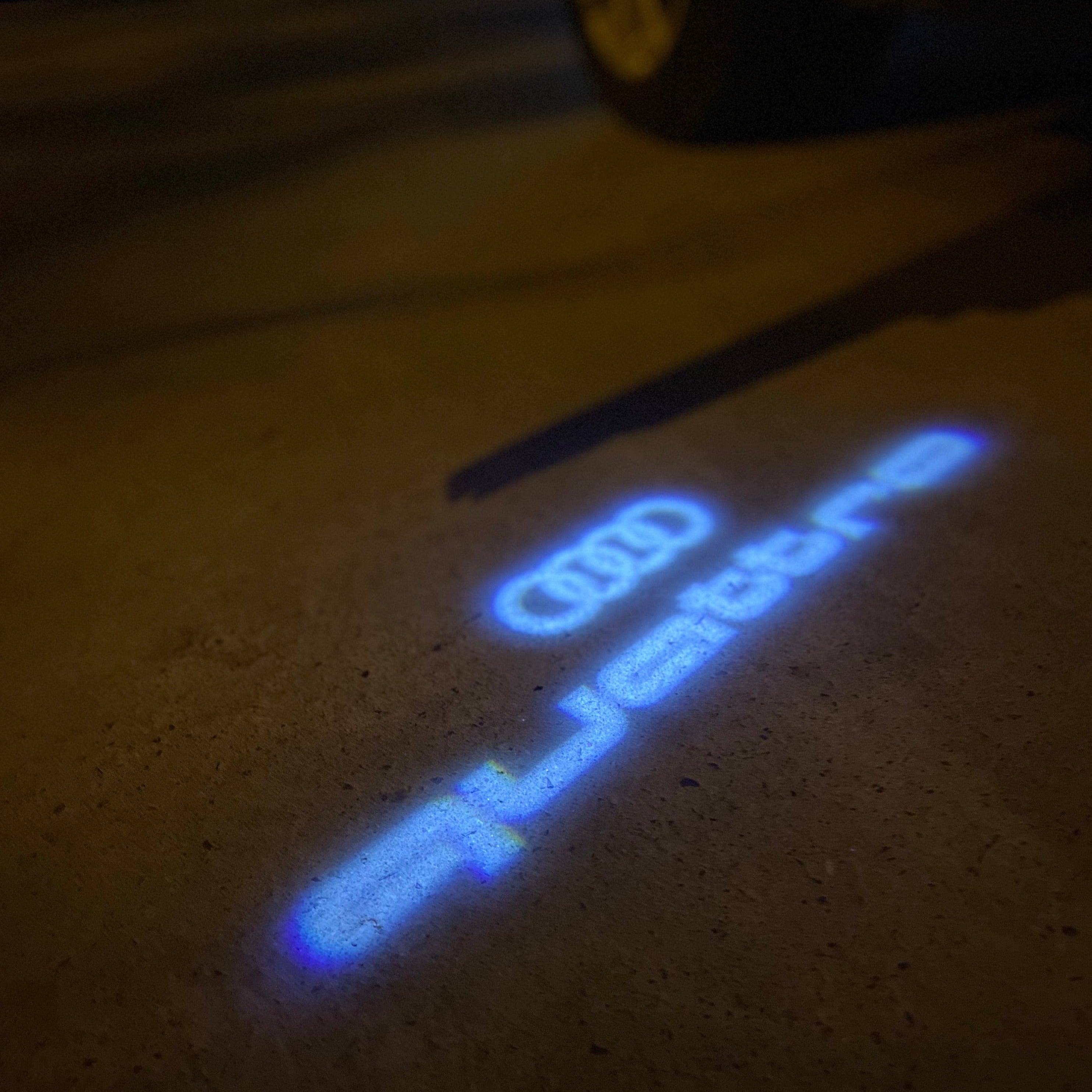 AUDI LOGO PROJECTOT LIGHTS Nr.19 (quantità 1 = 2 Logo Films /2 luci porta)