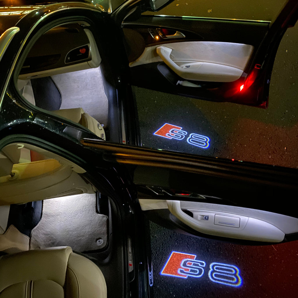 LUCI PROIETTORI LOGO AUDI S8 Nr.19 (quantità 1 = 2 Pellicole Logo / 2 luci porta)