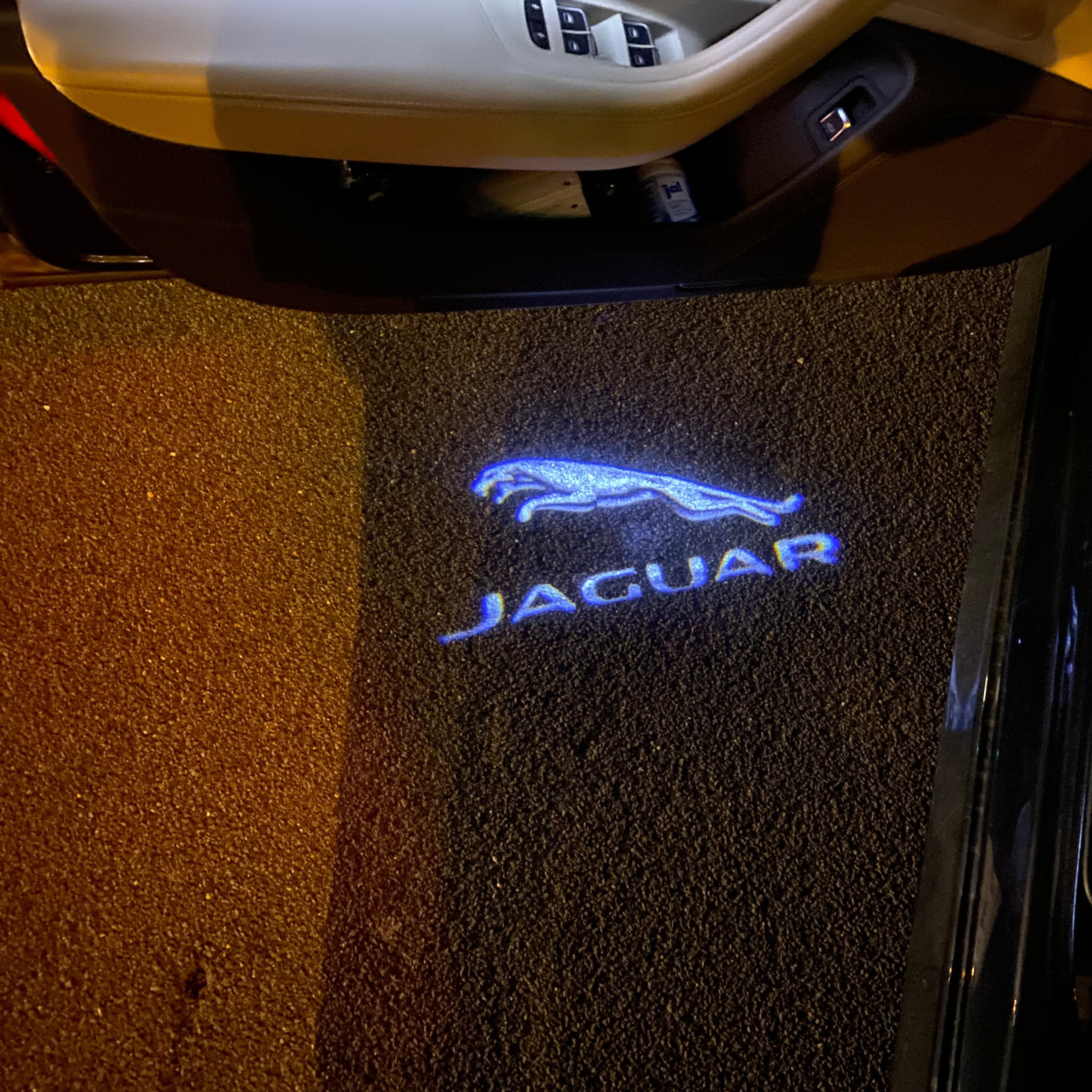 LUCES JAGUAR LOGO PROJECROTR Nr.03 (cantidad 1 = 1 juegos / 2 luces de puerta)