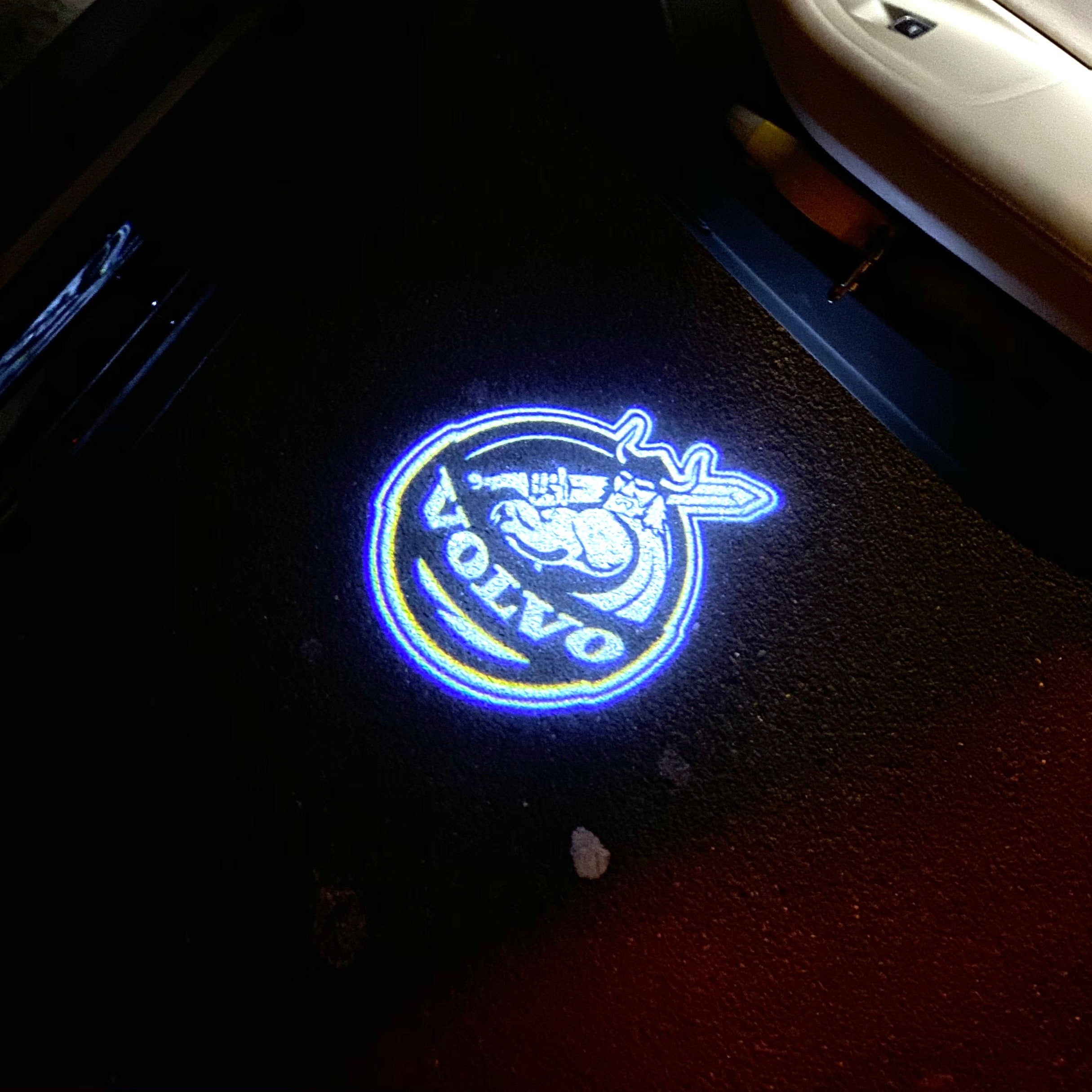 LUCES Volvo LOGO PROJECROTR Nr.62 (cantidad 1 = 2 Película de logotipo / 2 luces de puerta)