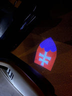 Logo du drapeau national slovaque Slovenská republika (quantité 1 = 1 ensembles / 2 films de logo / peut remplacer les lumières d'autres logos)