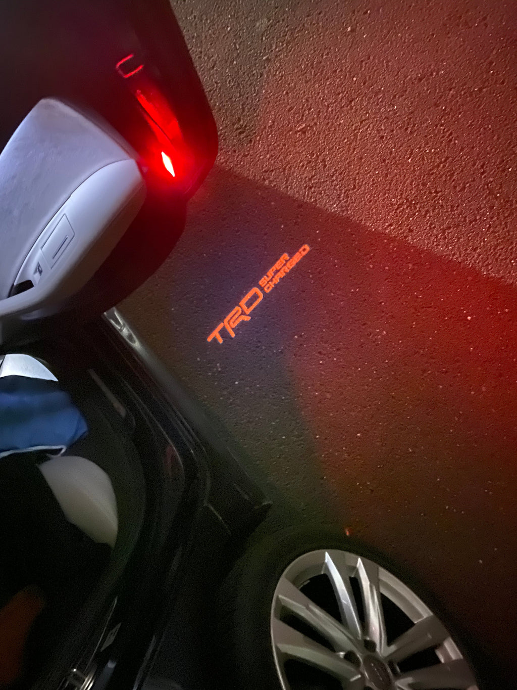 TRD LOGO PROJECROTR LIGHTS Nr.03 (quantità 1 = 1 set/2 luci porta)