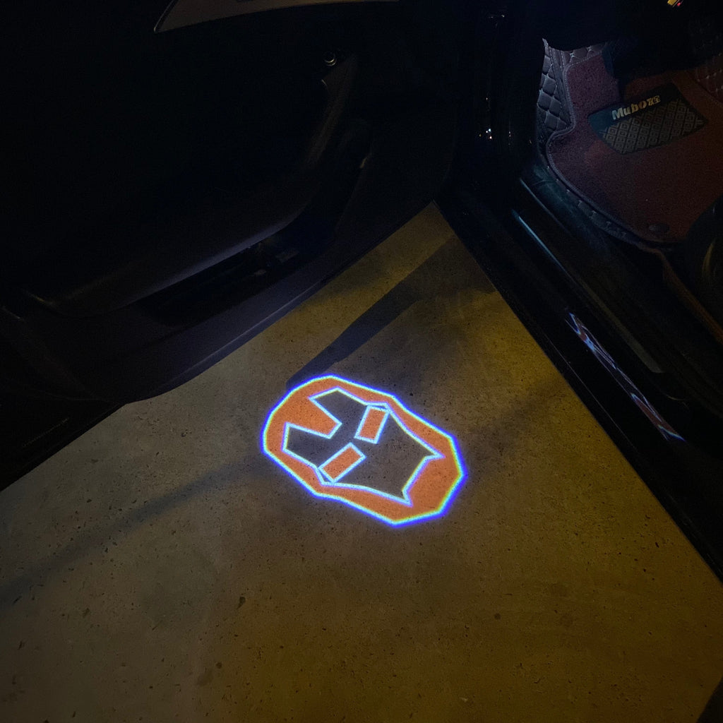 Iron Man Logo Nr.214 (Menge 1 = 2 Logofilme /2 Türleuchten)