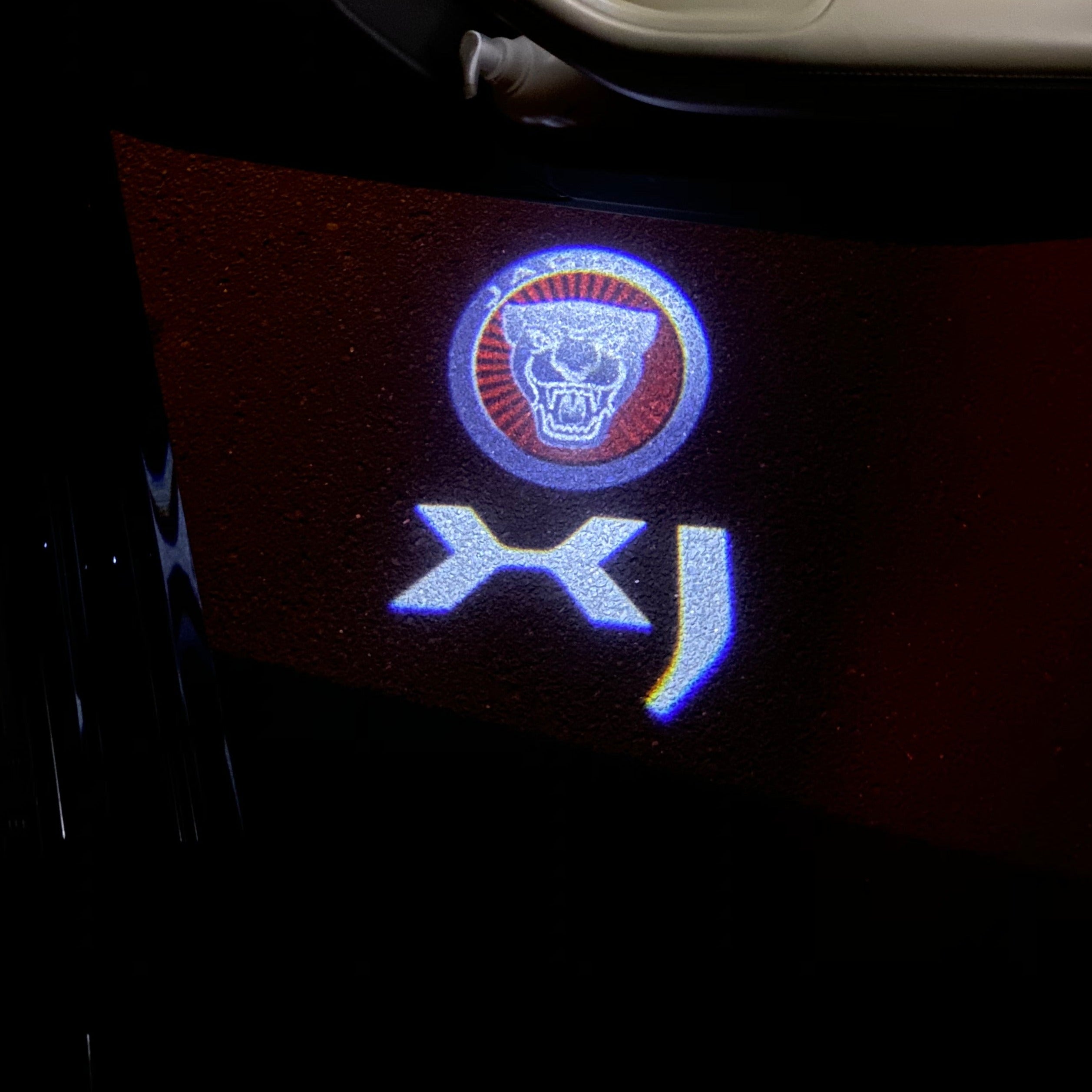 JAGUAR LOGO PROJECROTR LIGHTS Nr.100 (quantité 1 = 1 ensemble/2 feux de porte)