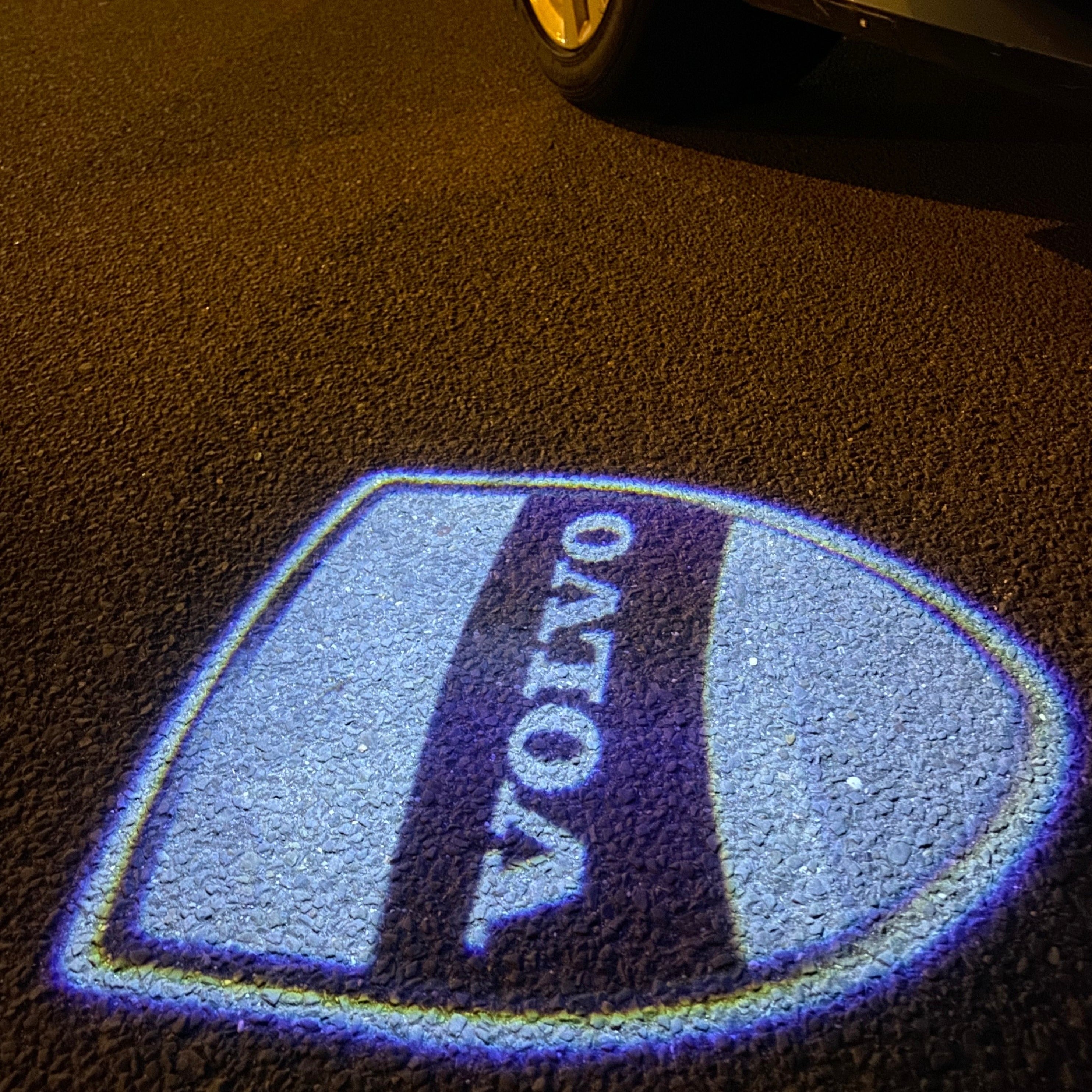 Volvo LOGO PROJECROTR LIGHTS Nr.58 (cantidad 1 = 2 logo película / 2 luces de puerta)