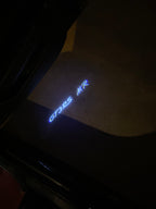 LUCES DE PROYECTOR DE LOGOTIPO ORIGINAL PORSCHE N ° 03 (cantidad 1 = 2 Película de logotipo / 2 luces de puerta)