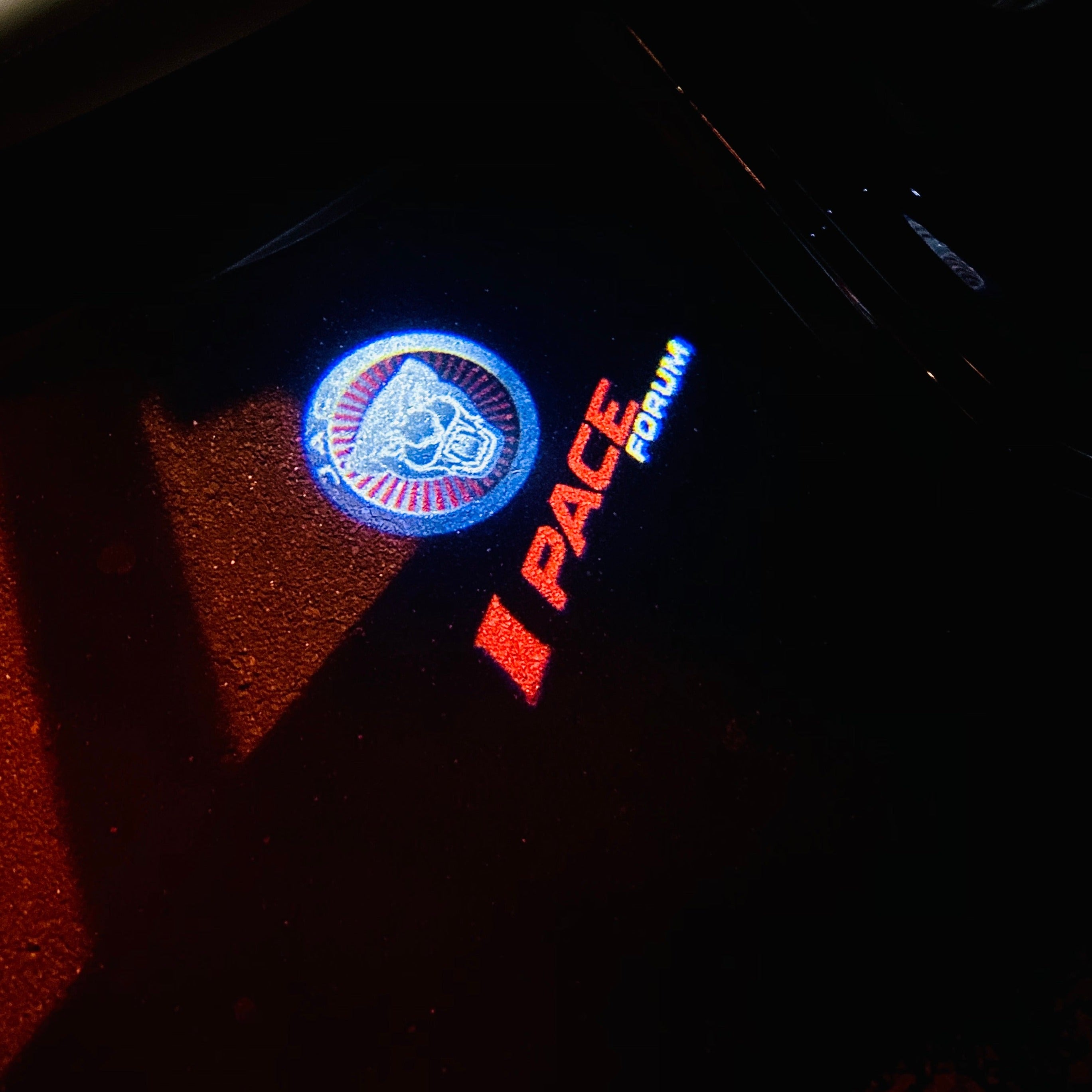 JAGUAR LOGO PROJECROTR LIGHTS Nr.122 (quantité 1 = 1 ensembles / 2 feux de porte)