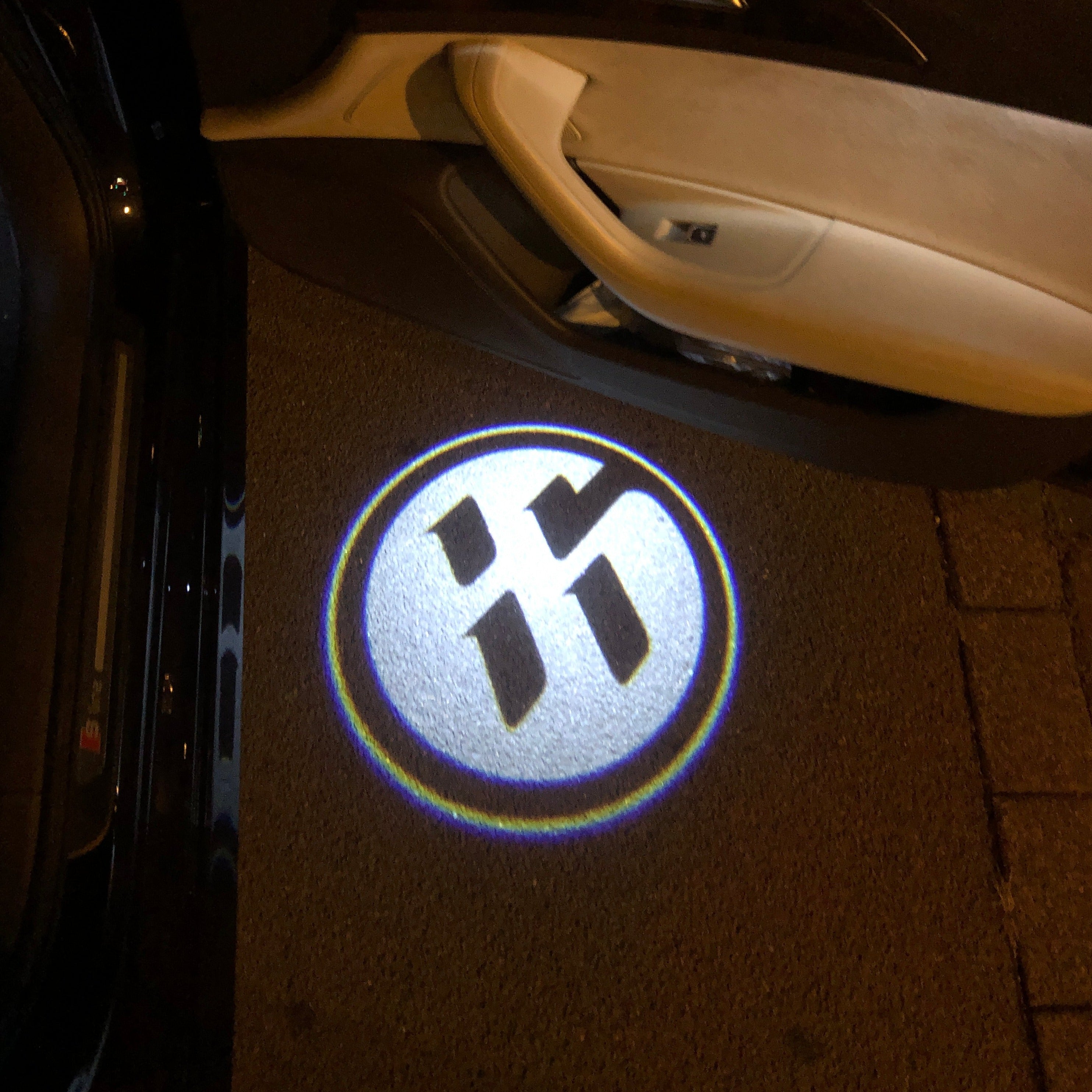 TOYOTA  GT86 LOGO PROJECROTR LIGHTS  Nr.10  (quantity 1 = 2 Logo Films /2 door lights）