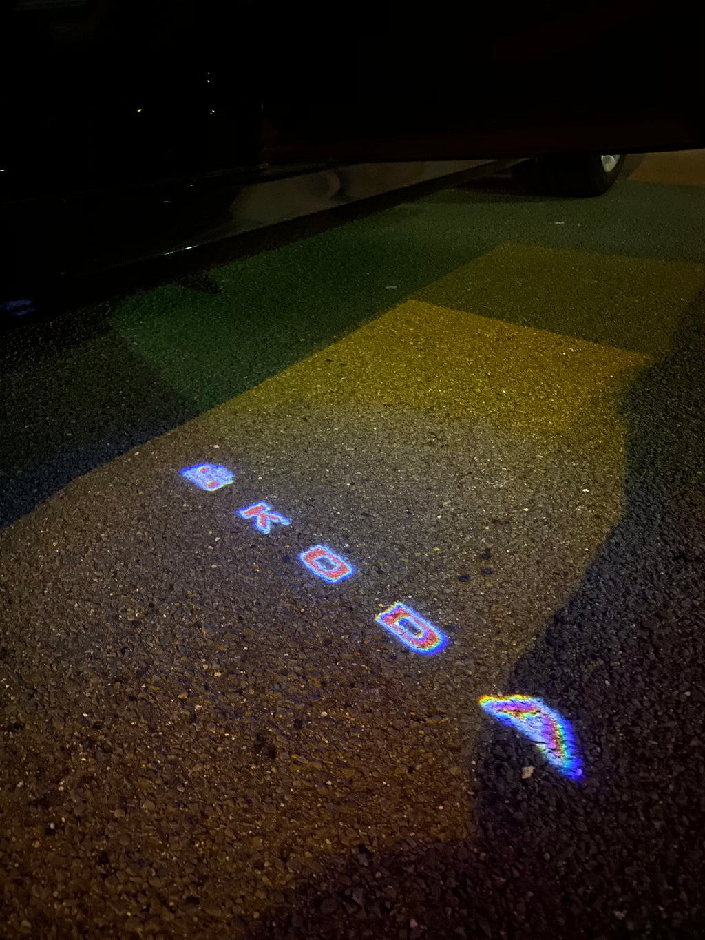 SKODA LOGO PROJECTOT LIGHTS Nr.19 (quantité 1 = 2 Logo Films /2 feux de porte)