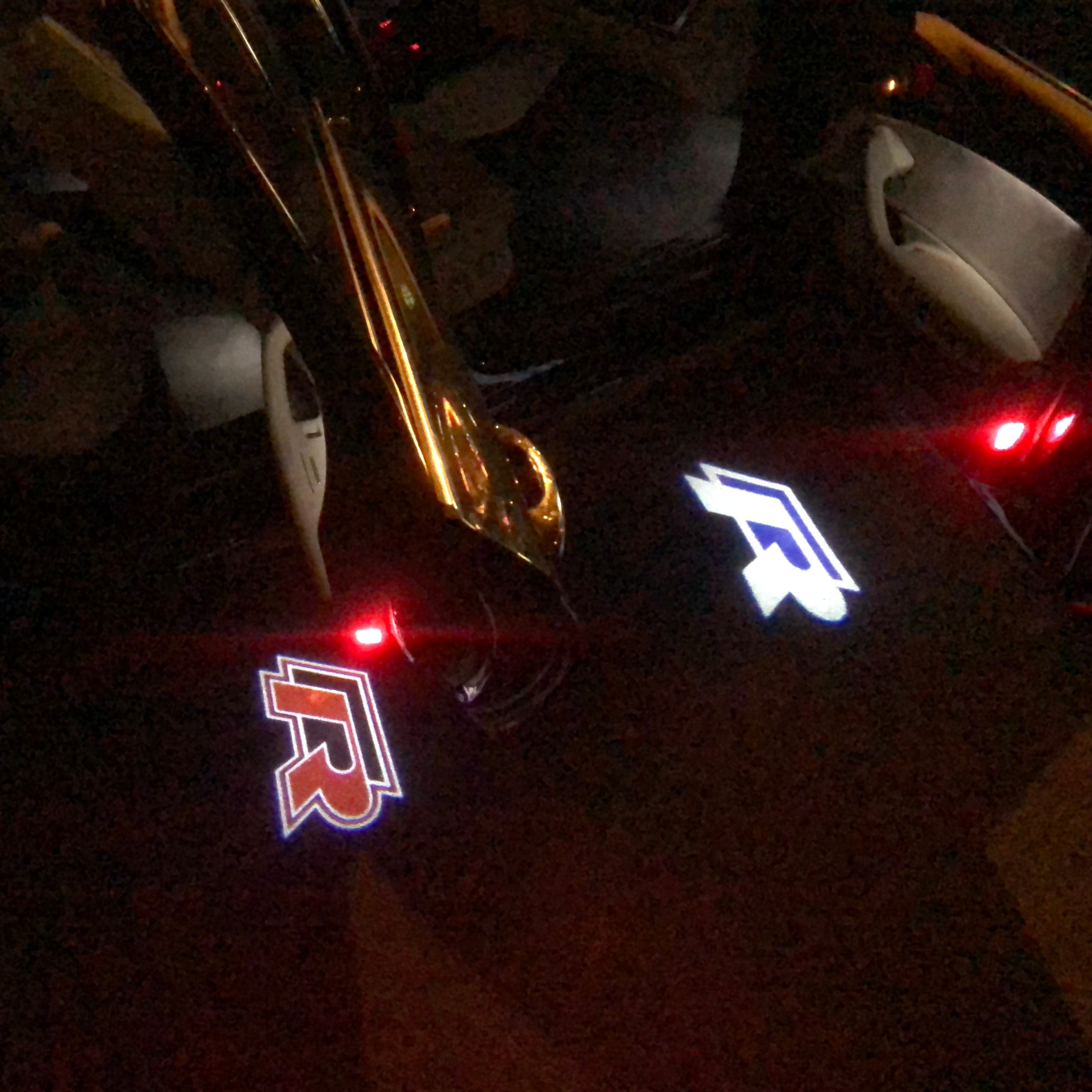Volkswagen door LAMP R Line logo No. 51 (Number 1 = 2 logotipos Film / 2 door LAMP)